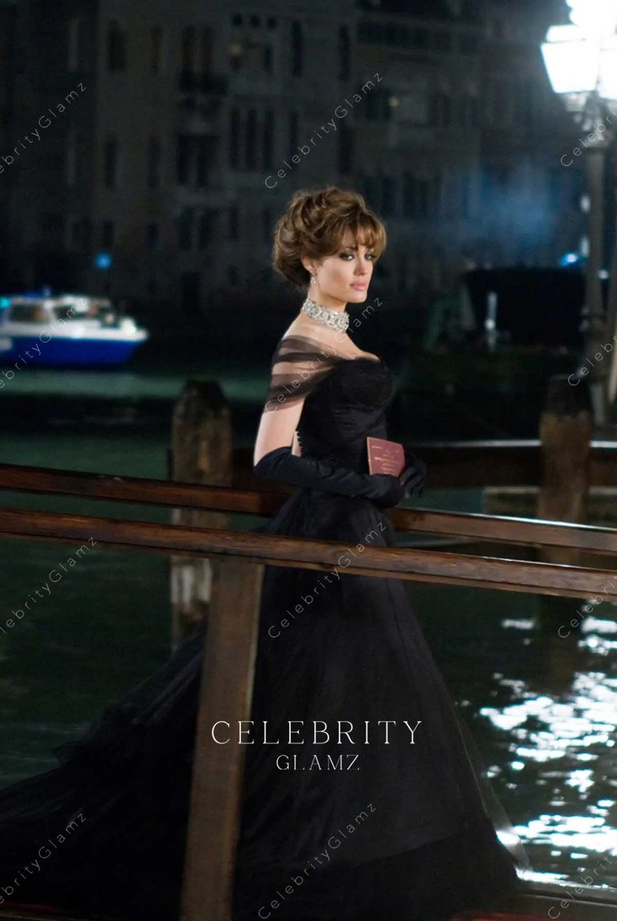 Angelina Jolie court train dress the tourist in Venice