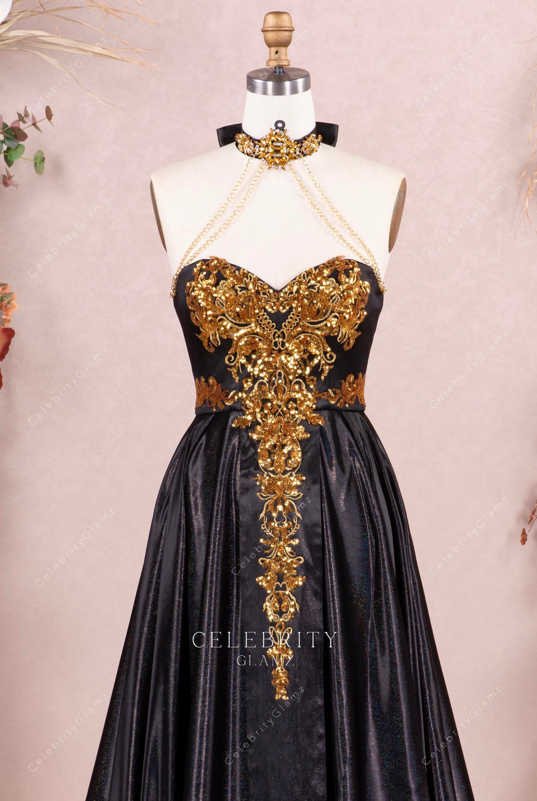 black sweetheart neck prom dress