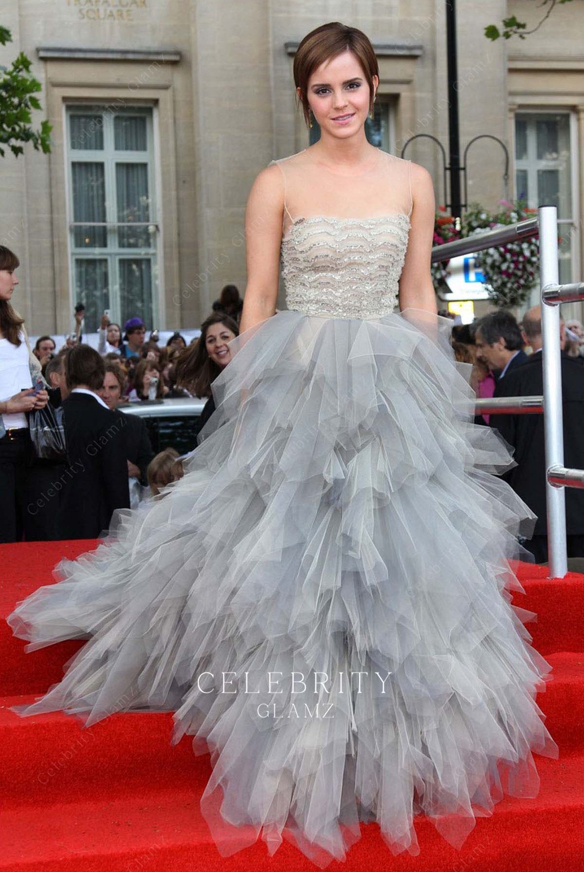 emma watson ruffled harry potter deathly hallows london premiere dress 2011