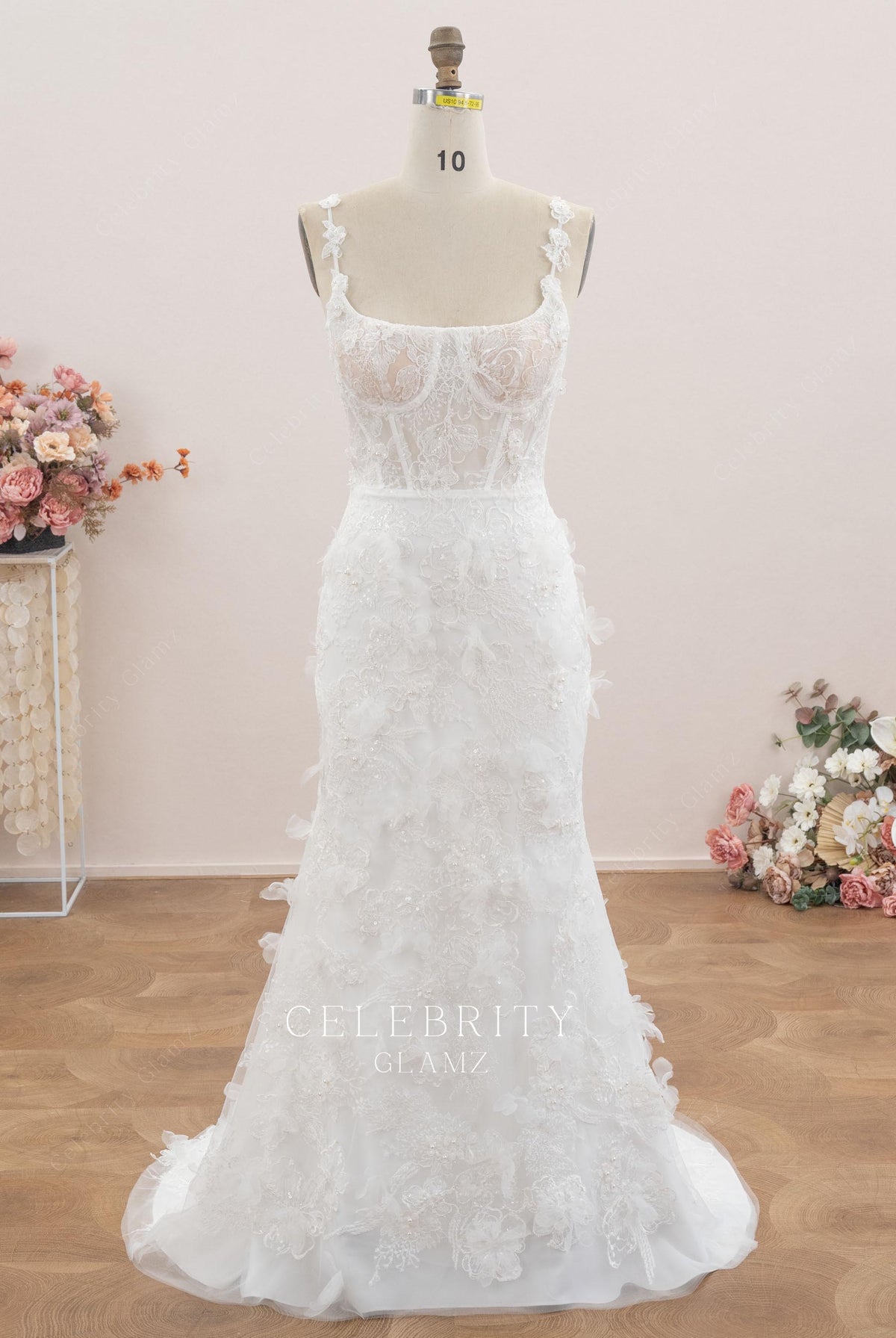 exquisite lace mermaid wedding dress