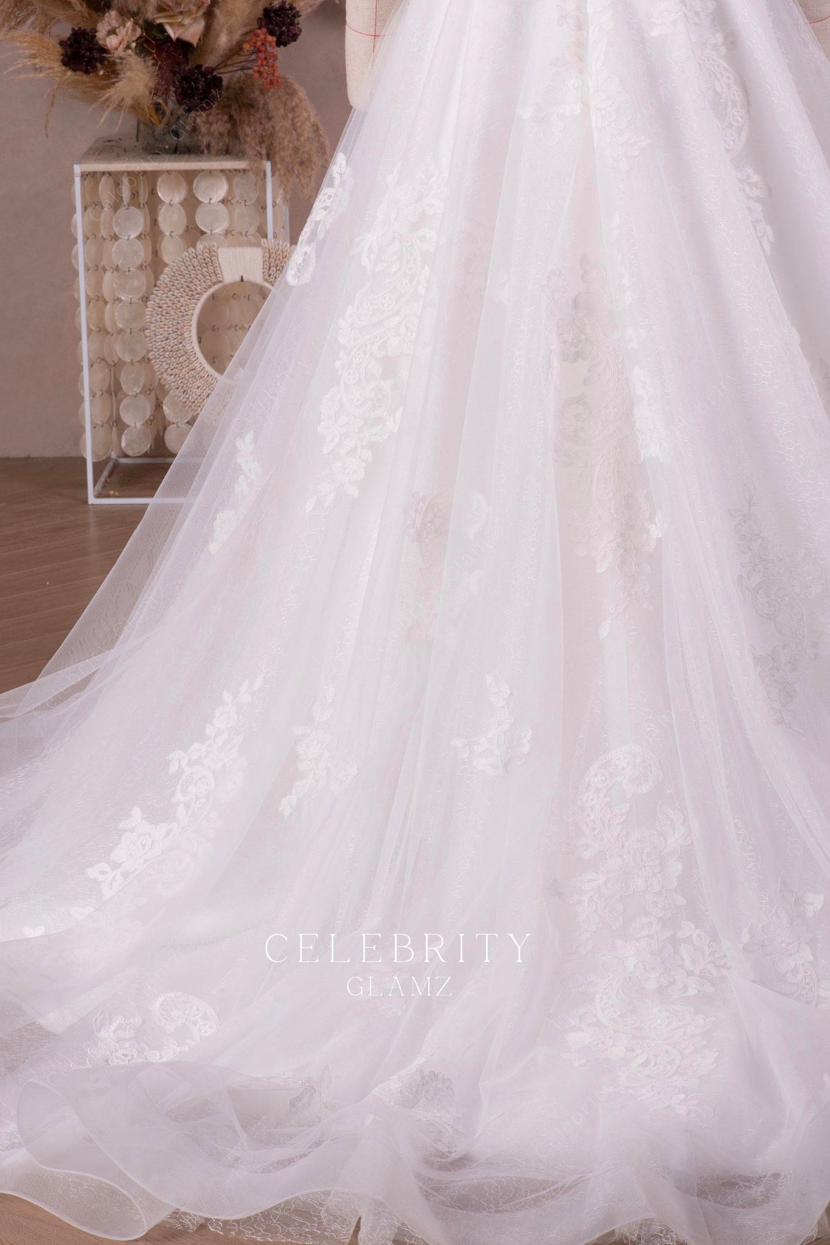 horsehair hem long train wedding dress