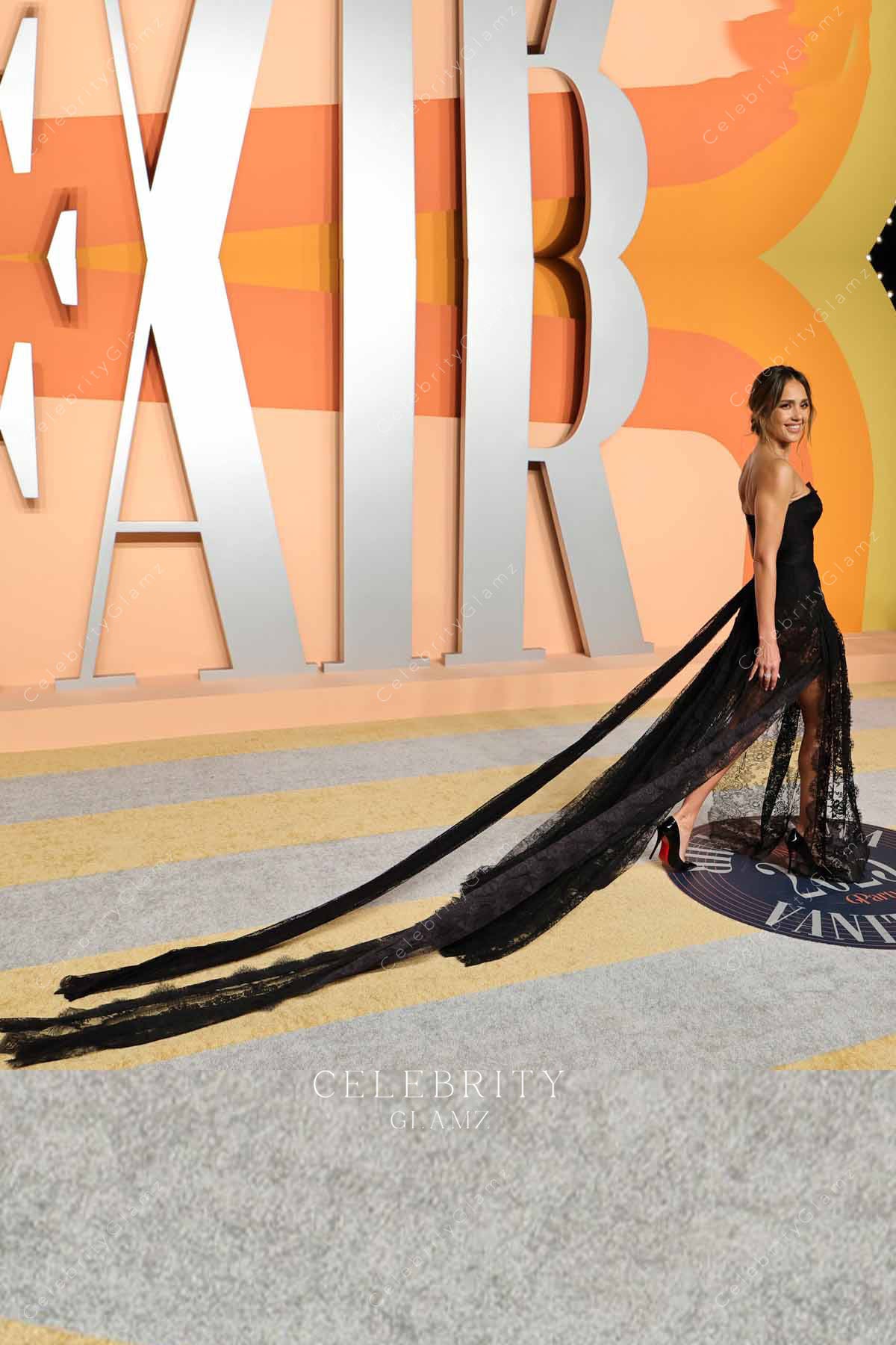 Jessica Alba 2025 Vanity fair party flowy streamer dress