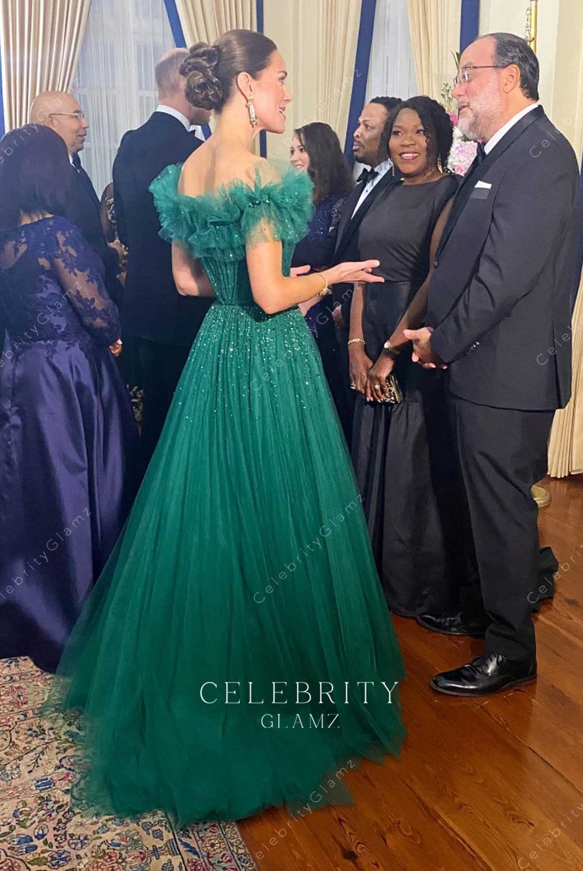 Kate Middleton dark green off shoulder gown