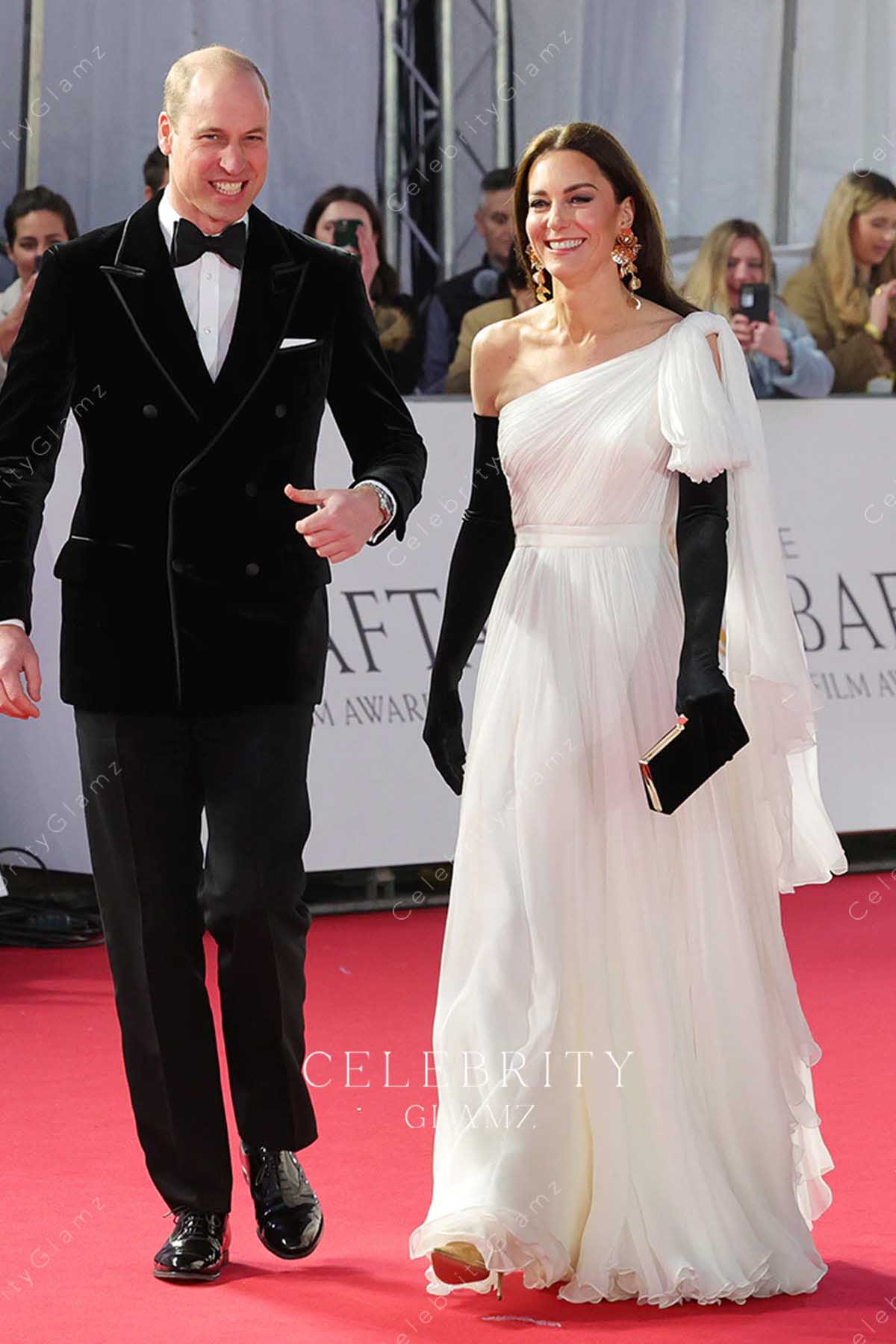 Kate Middleton white chiffon a line gown
