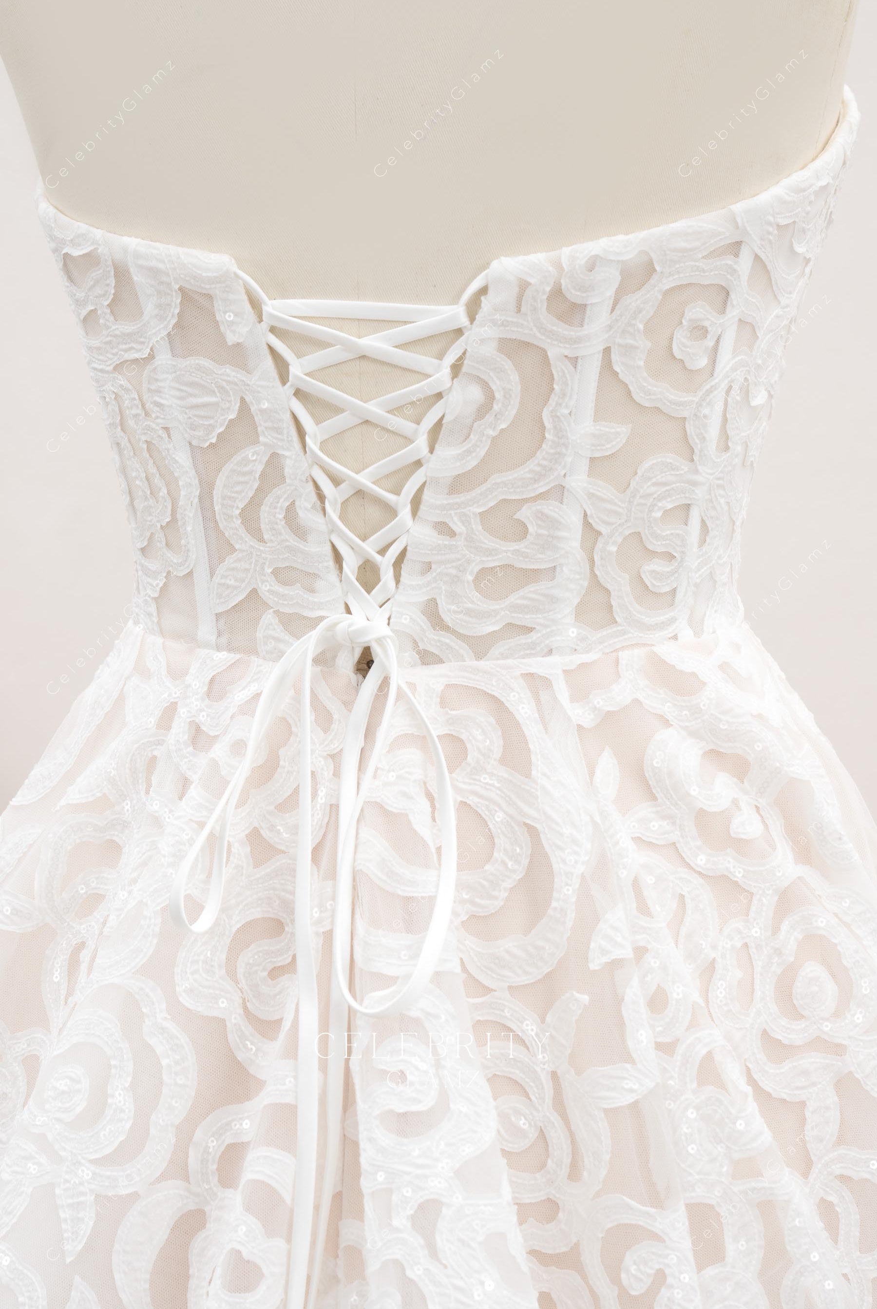 lace up back bridal dress