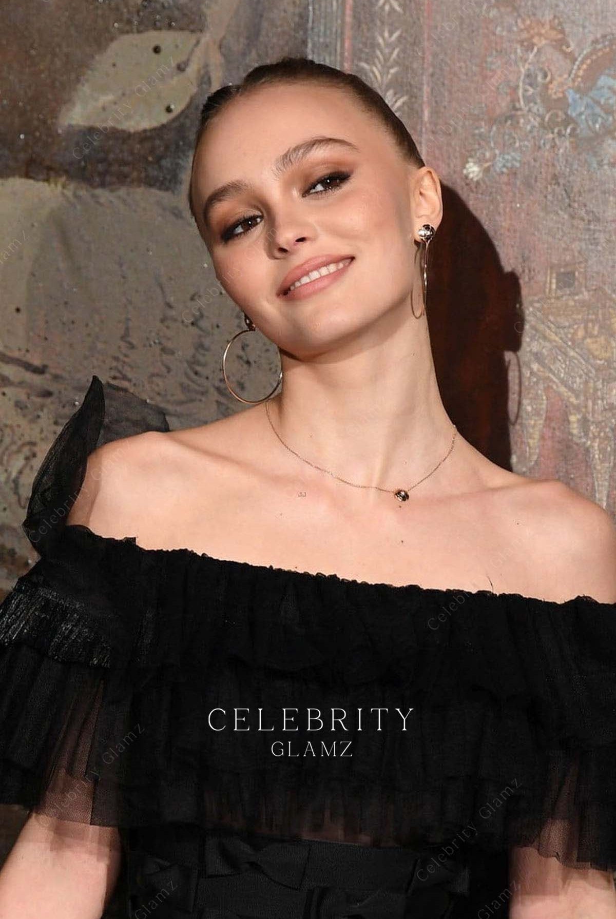 lily rose depp ruffled neckline dress chanel metiers d'art show 2020