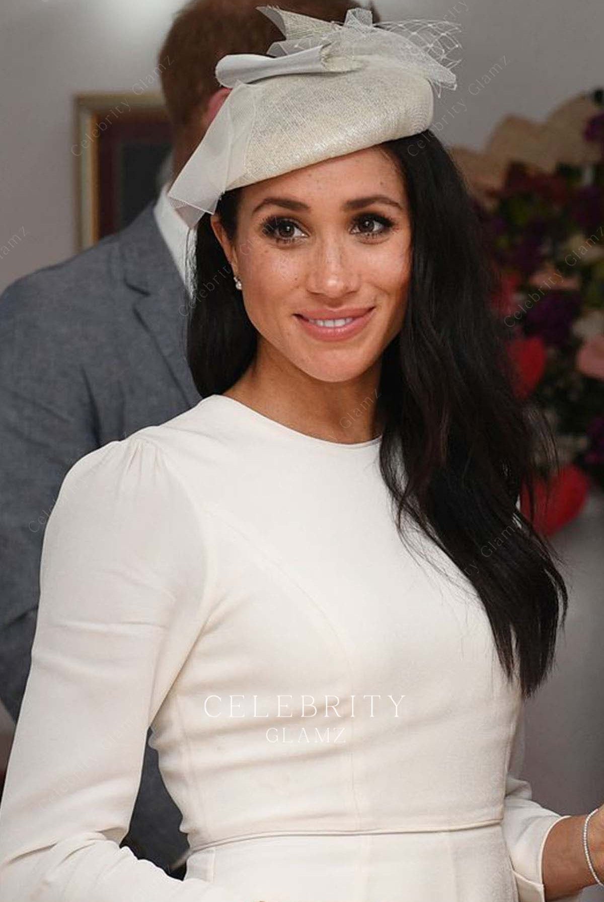 Meghan Markle chic crew neck formal dress touched down in fiji 2018