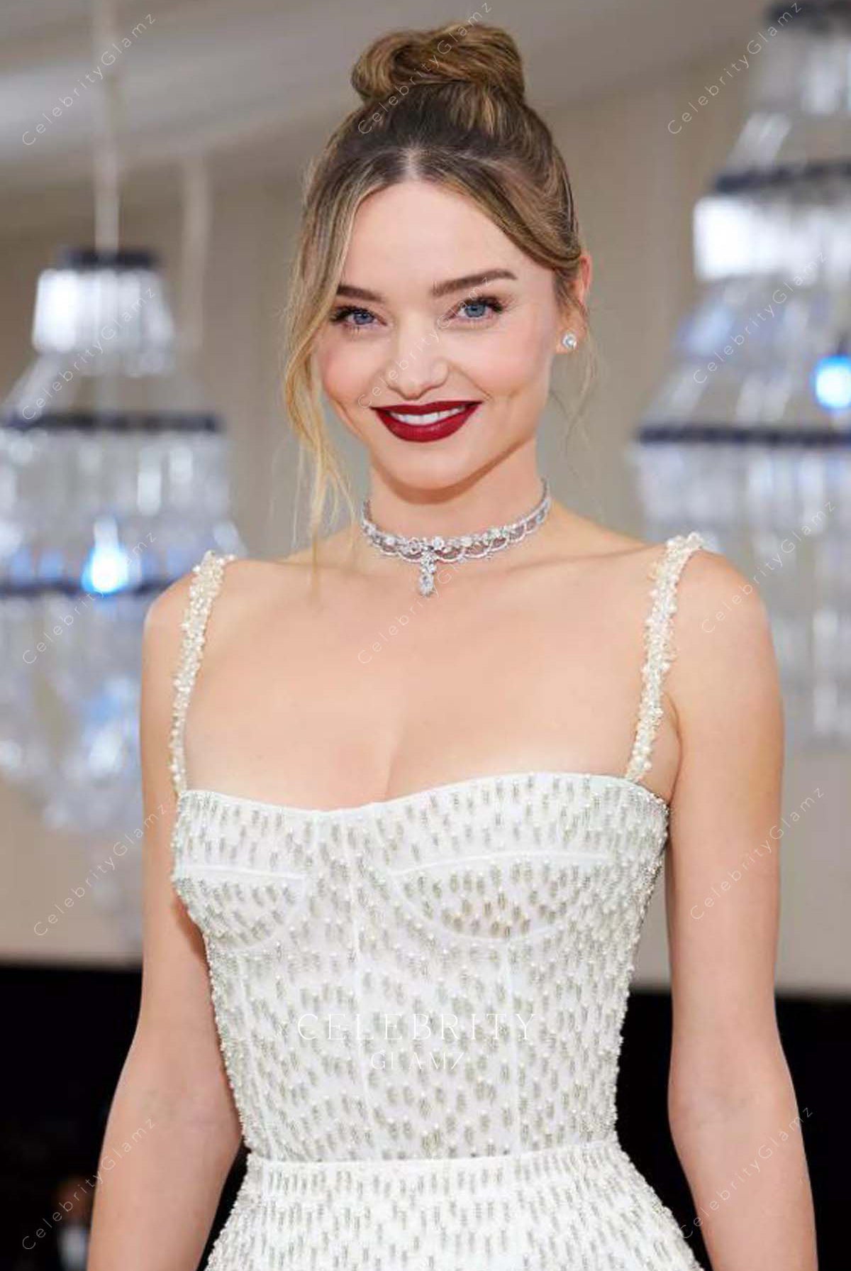 Miranda Kerr met gala pearls corset dress 2023