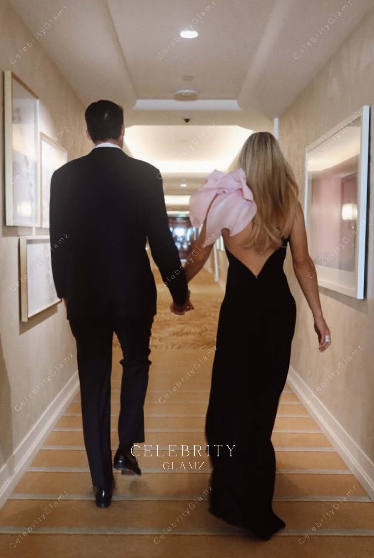 Molly Sims 2025 Vanity fair party backless dress