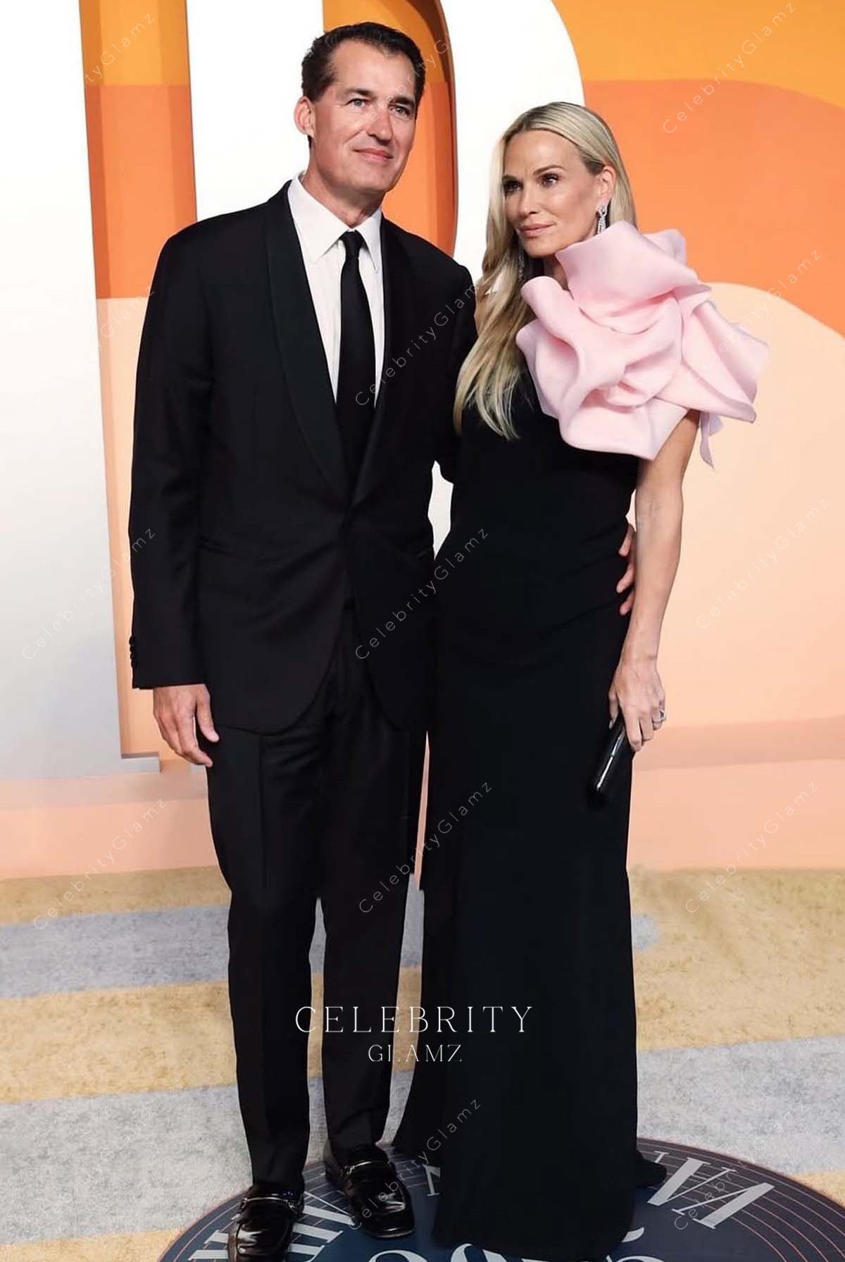 Molly Sims black pink 2025 Vanity fair party dress