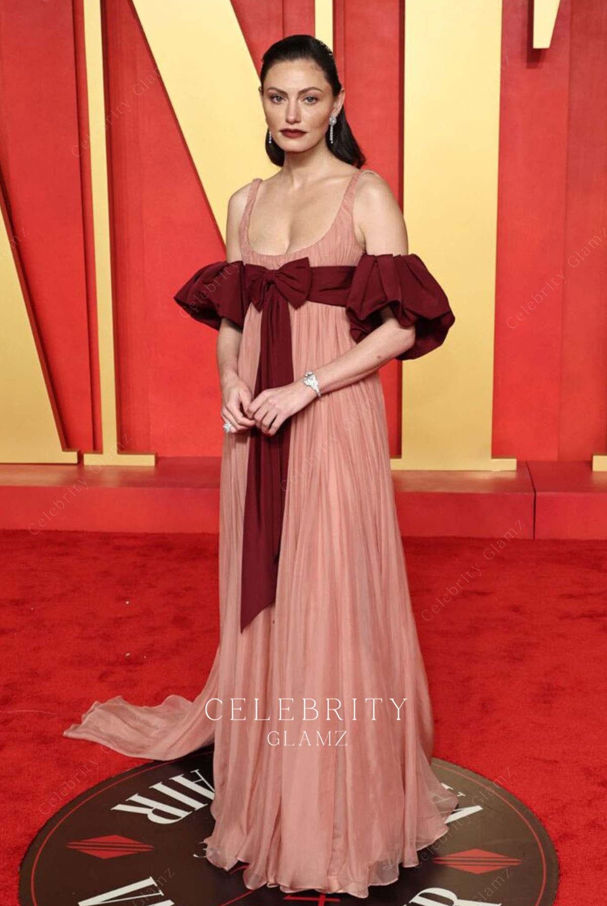 Phoebe Tonkin a line prom dress 2024 Oscars after party