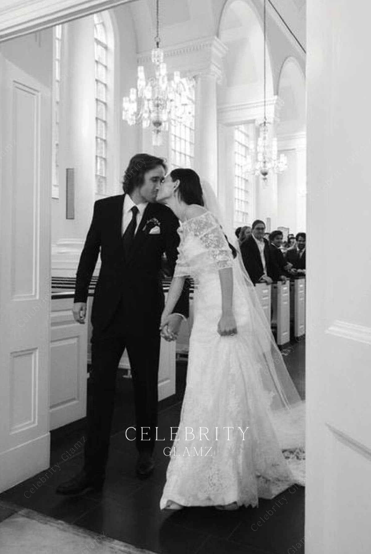 Phoebe Tonkin mermaid wedding dress