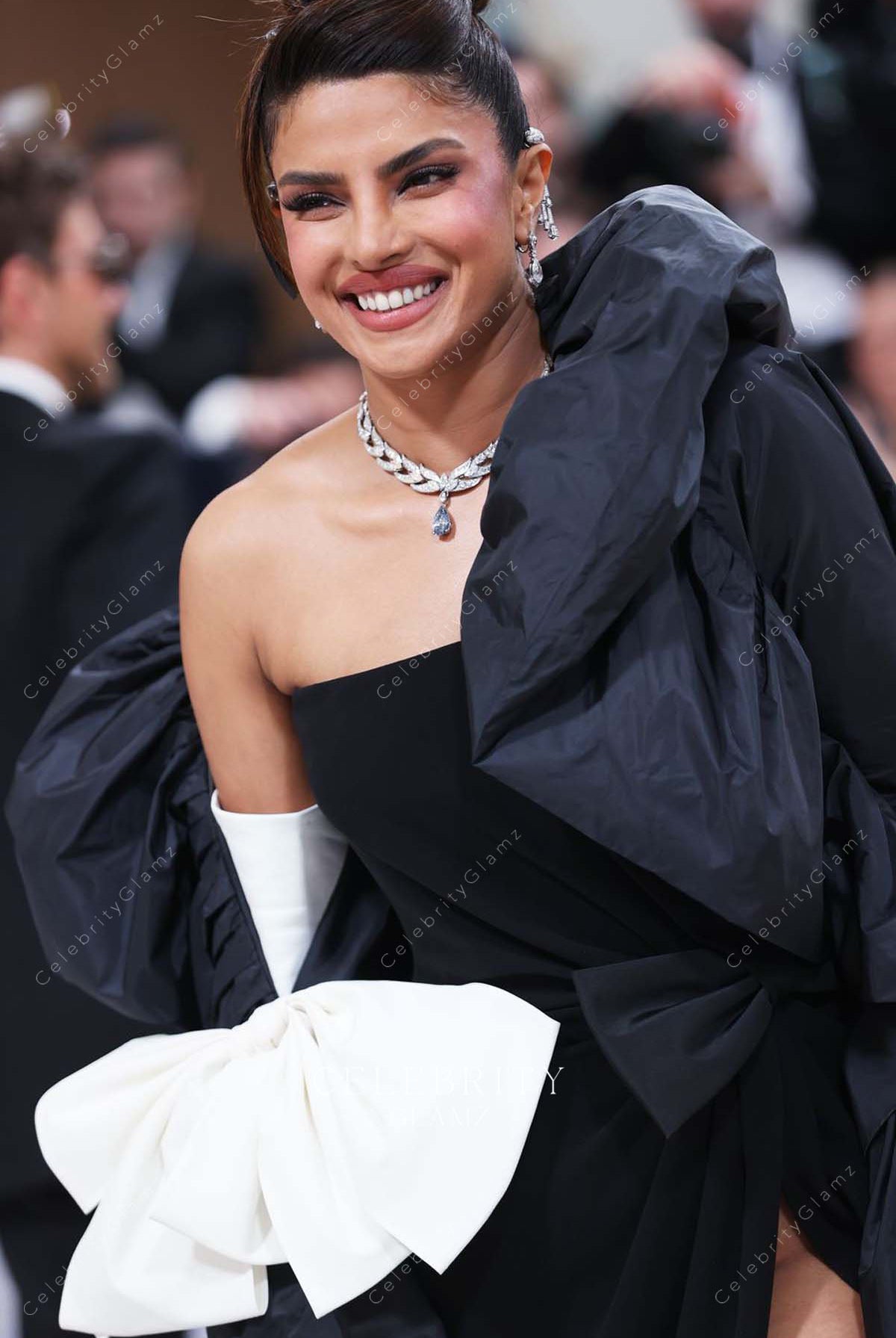 Priyanka Chopra straight across 2023 met gala dress