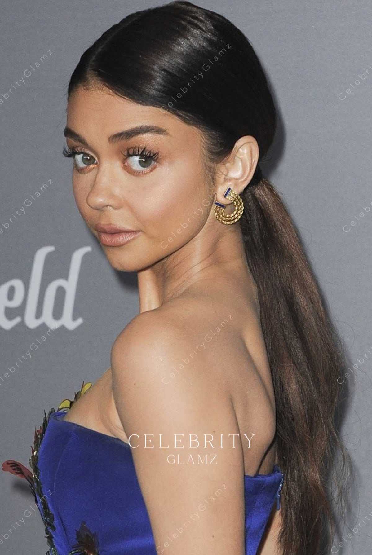 Sarah Hyland straight across dress Carolina Herrera pre fall 2018