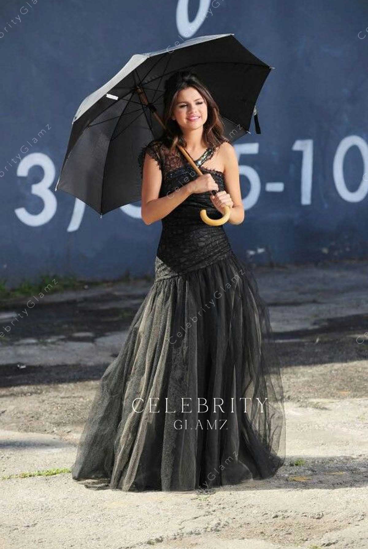 Selena Gomez black tulle a line formal dress