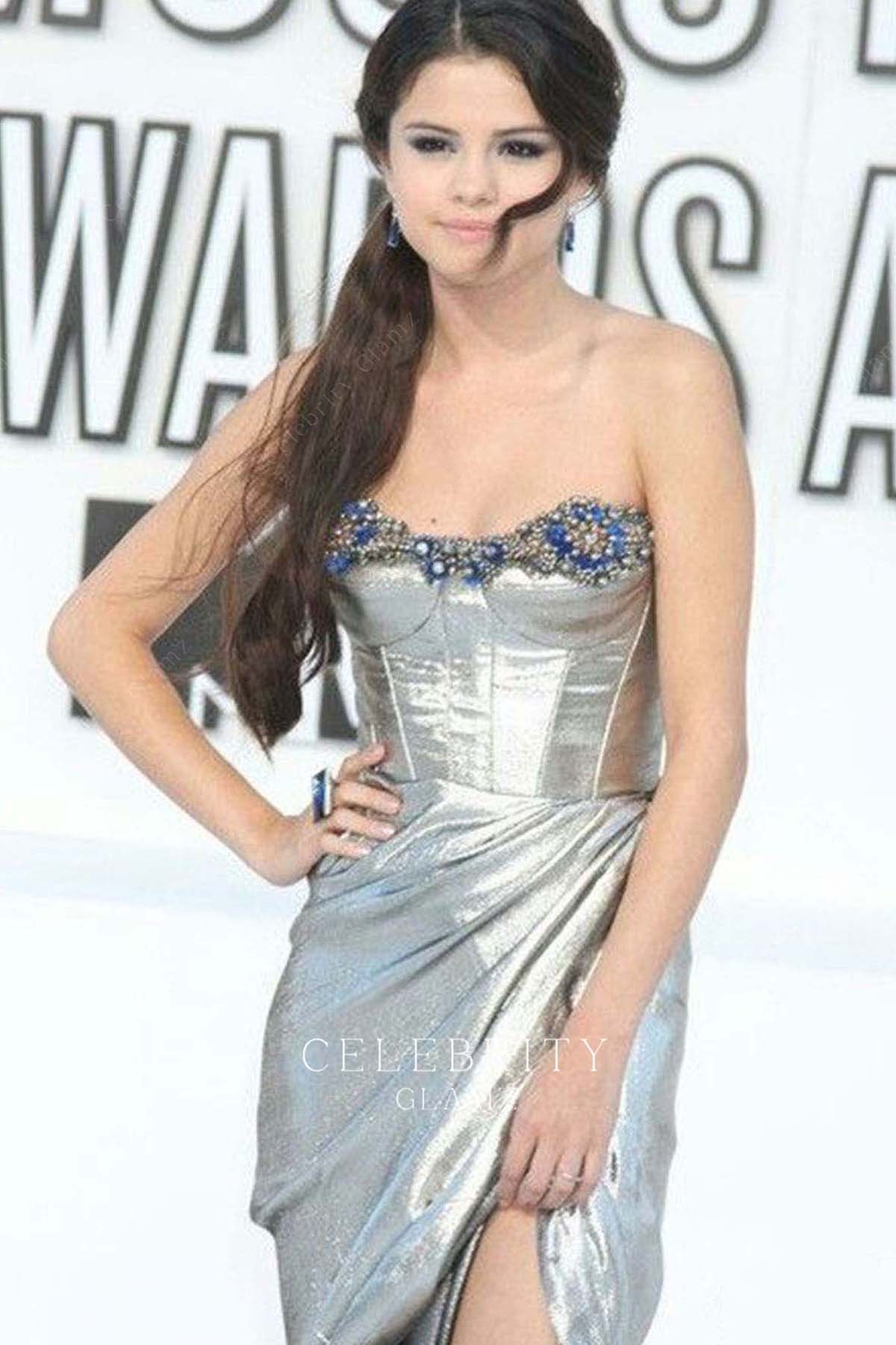 Selena Gomez silver strapless prom dress TV video music awards 2010