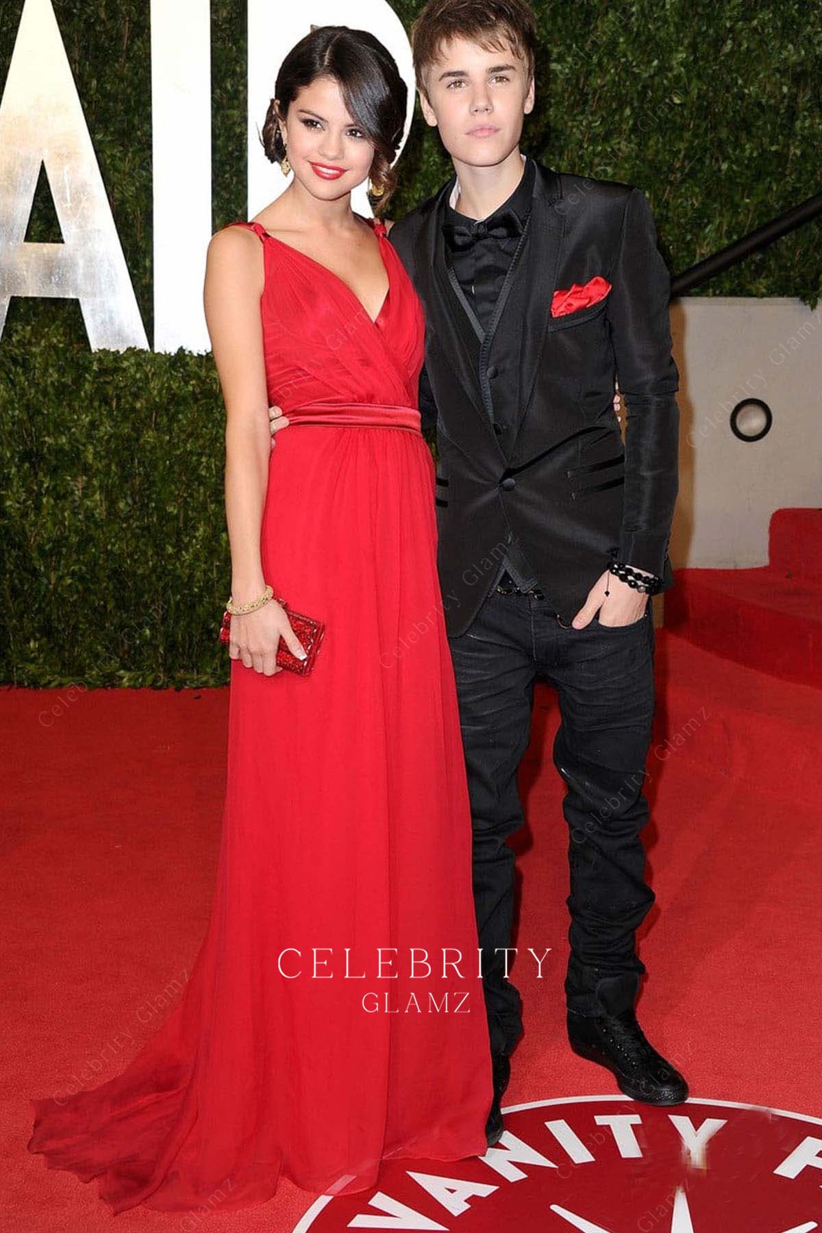 Selena Gomez sweep train prom dress vanity fair Oscar party 2011