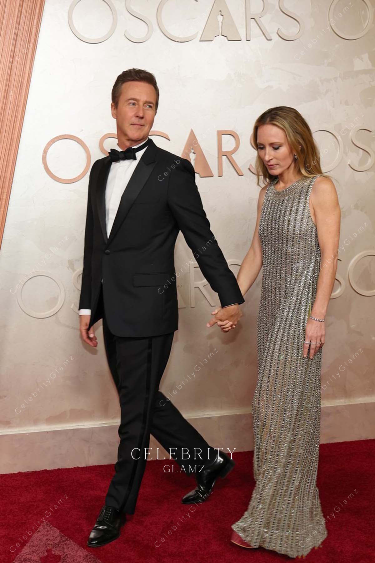 Shauna Robertson grey 2025 sleeveless Oscars red carpet prom dress