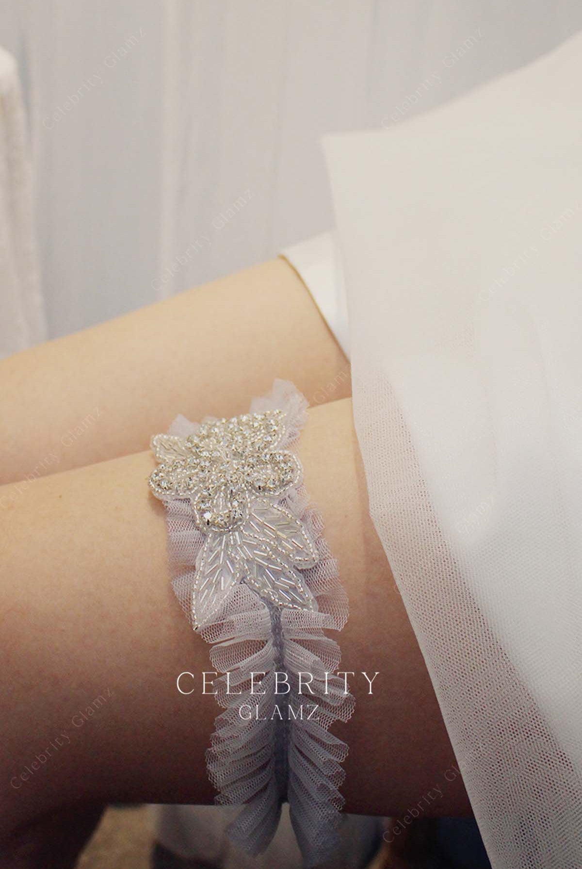 slip on bridal garter