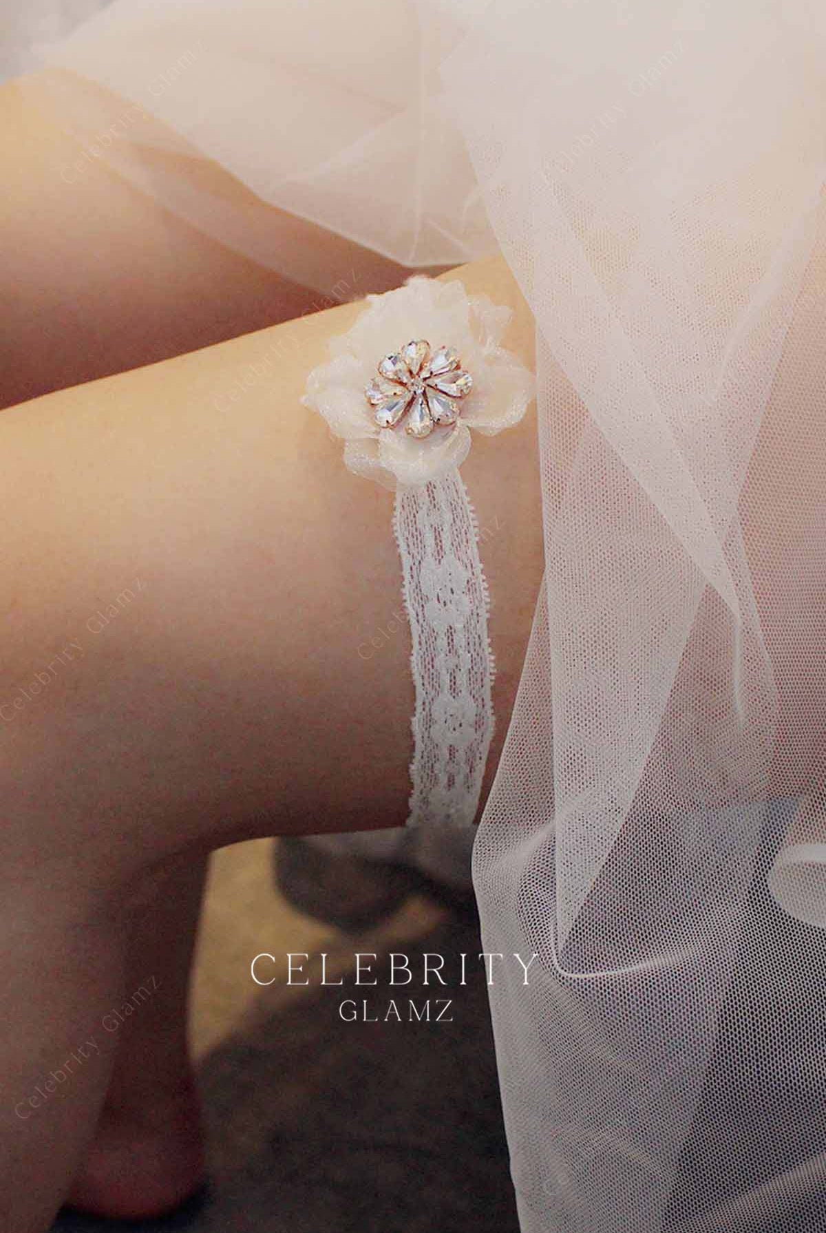 slip on lace bridal garter