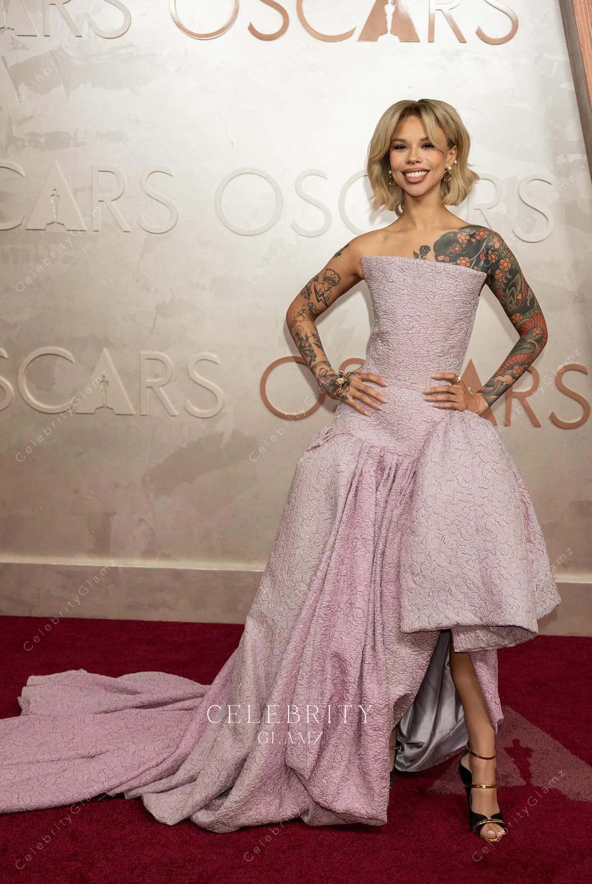 Snitchery pink 2025 straight across Oscars red carpet dress