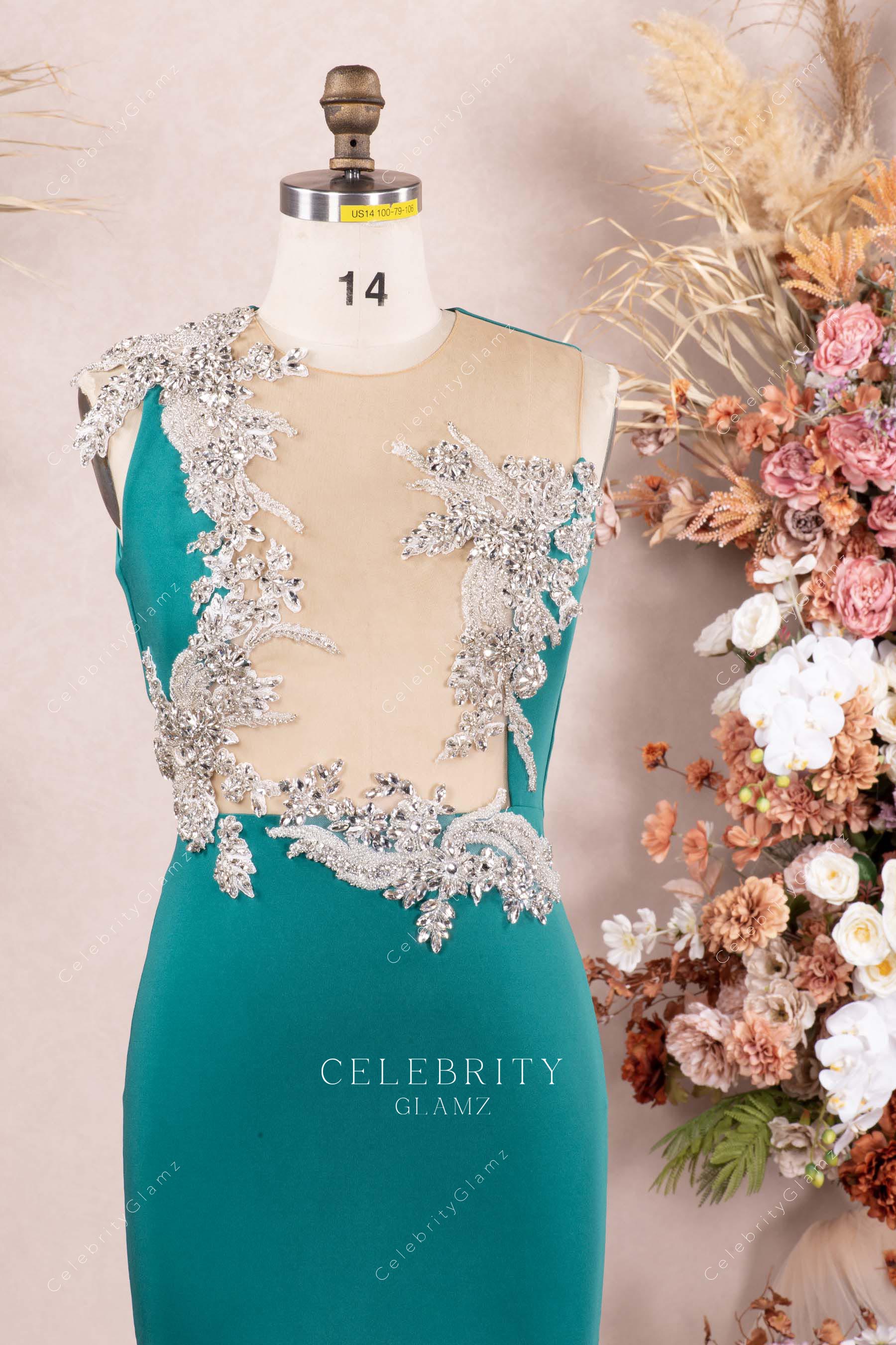 sparkly crystals sleeveless prom dress