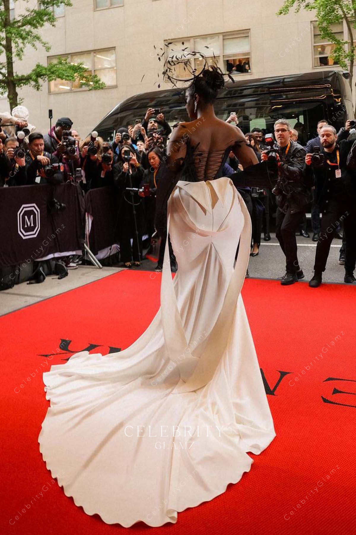 Tems chapel train formal dress met gala 2023