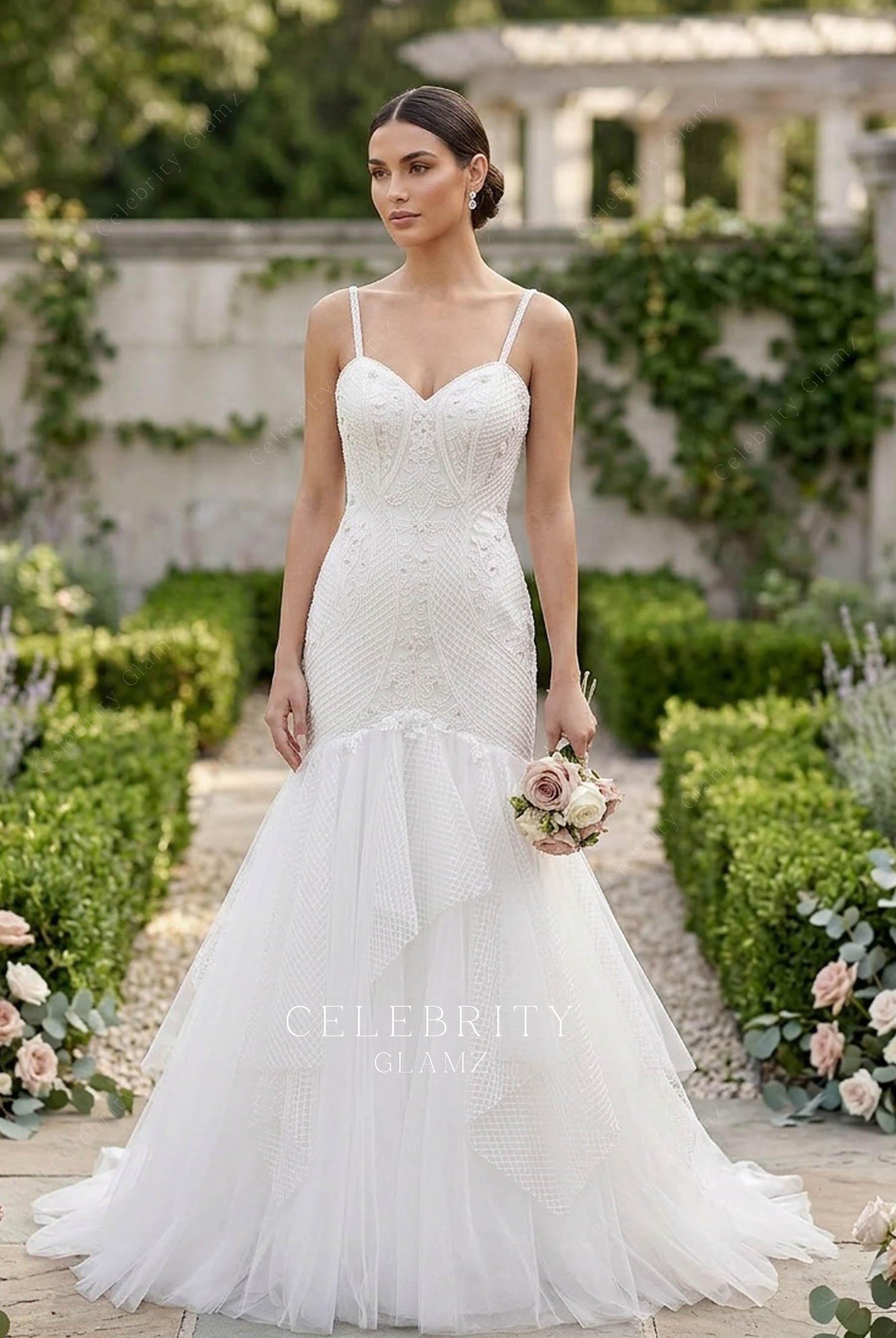 thin straps sweetheart neck tulle wedding dress
