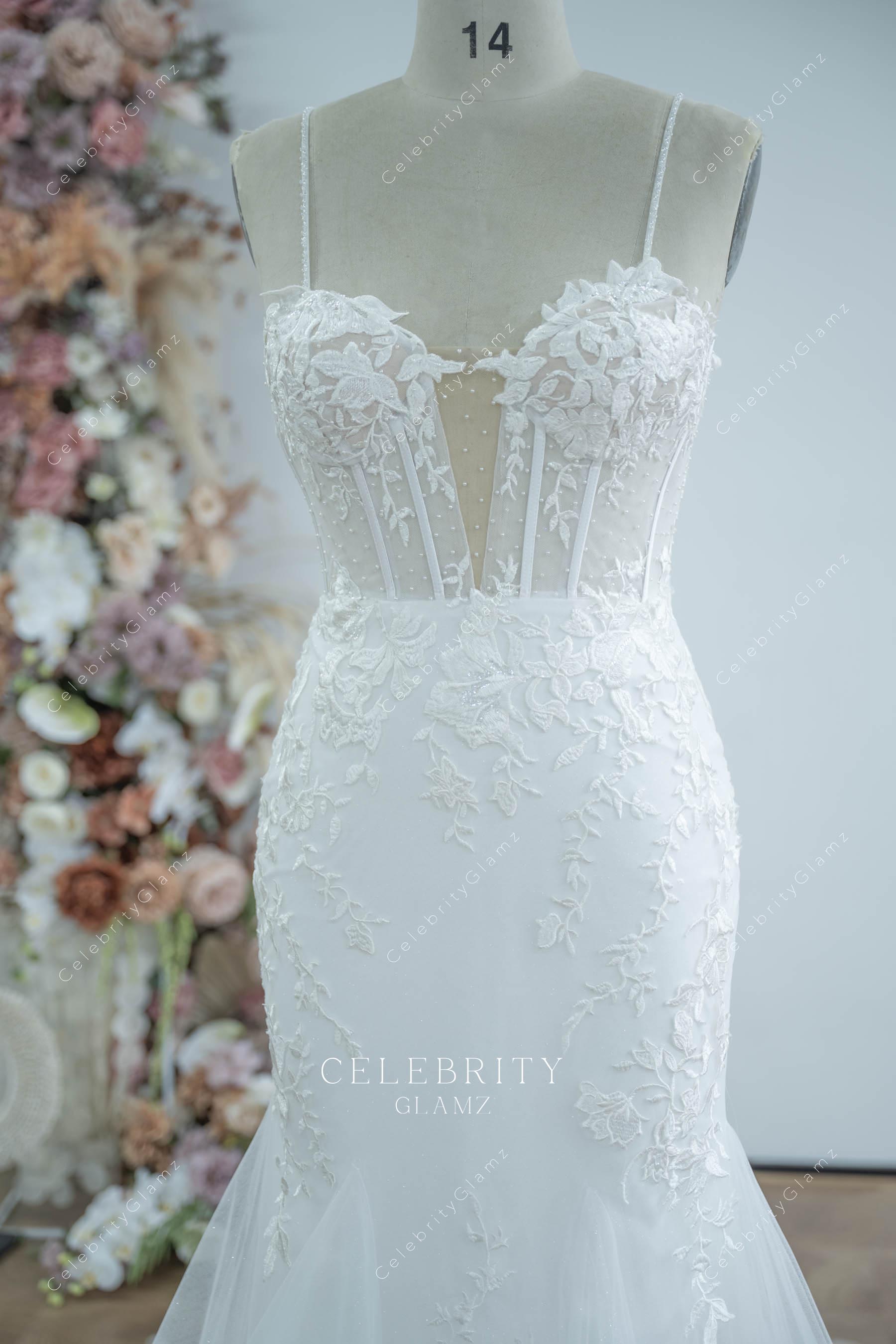 thin straps sweetheart neck wedding dress