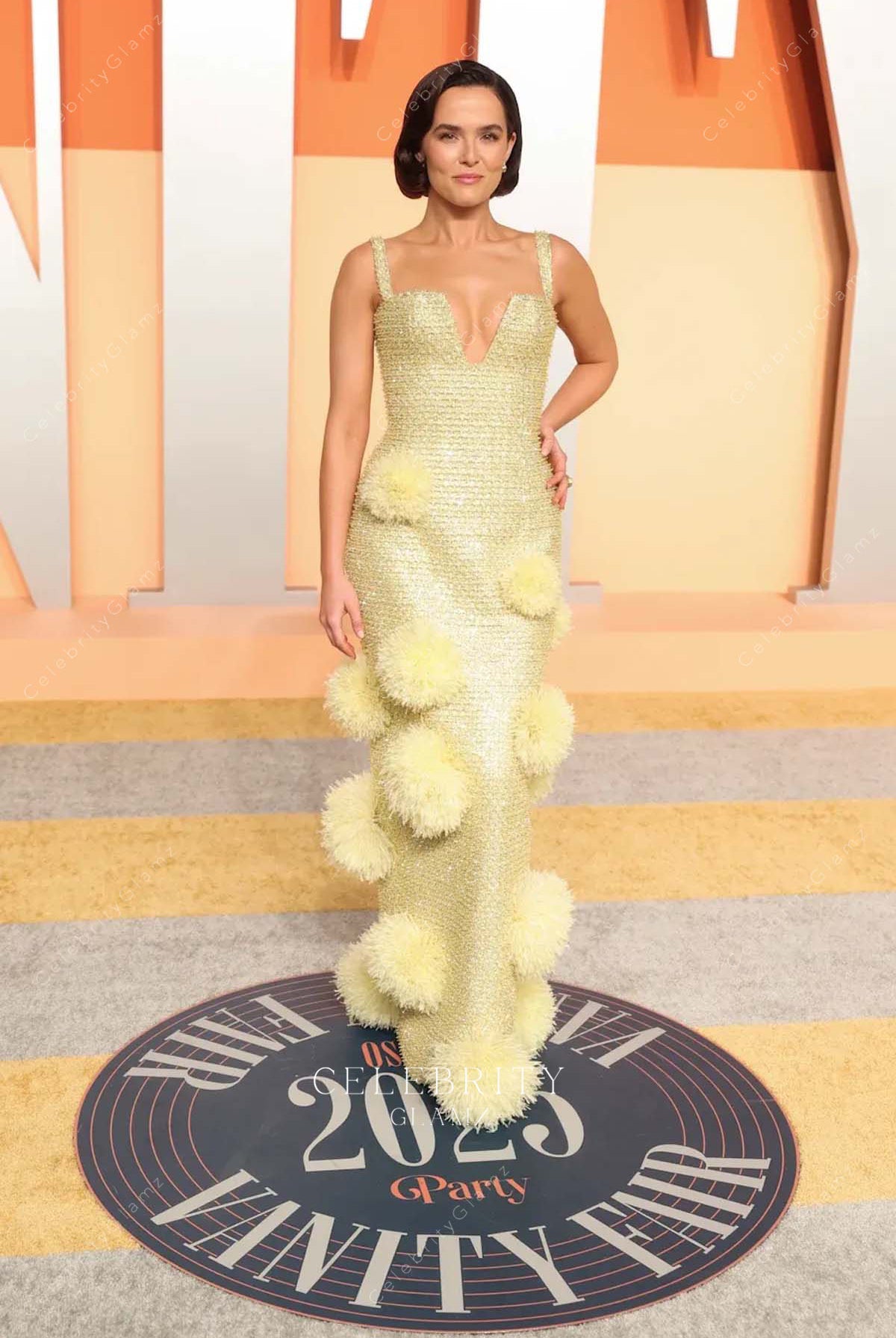 Zoey Deutch daffodil 2025 Vanity fair party column dress