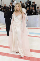 2023 met gala Kate Moss pink v neck dress