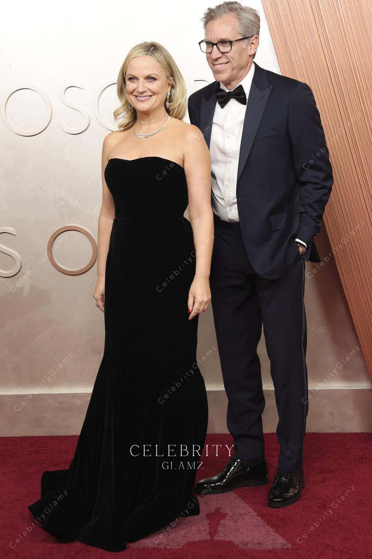 Amy Poehler court train 2025 Oscars red carpet dress