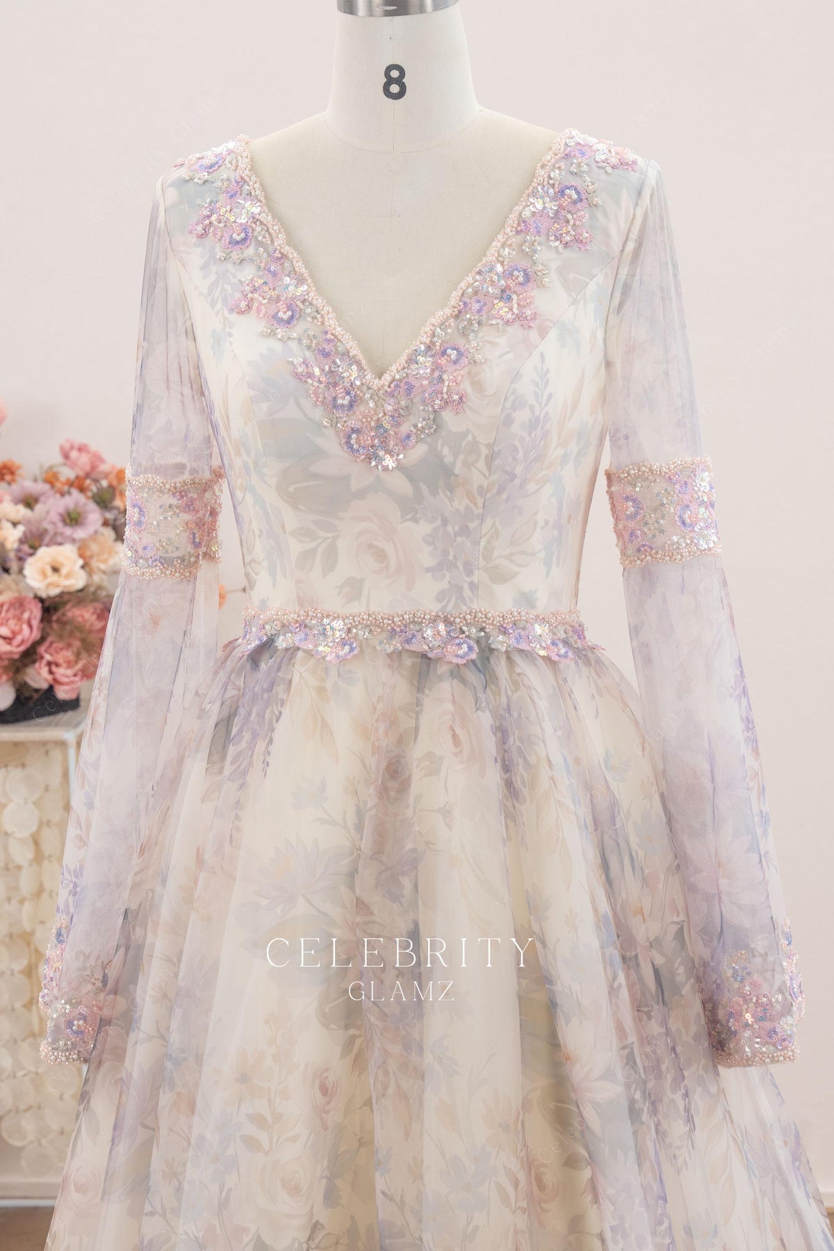 bohemian scalloped lace v neck wedding dress