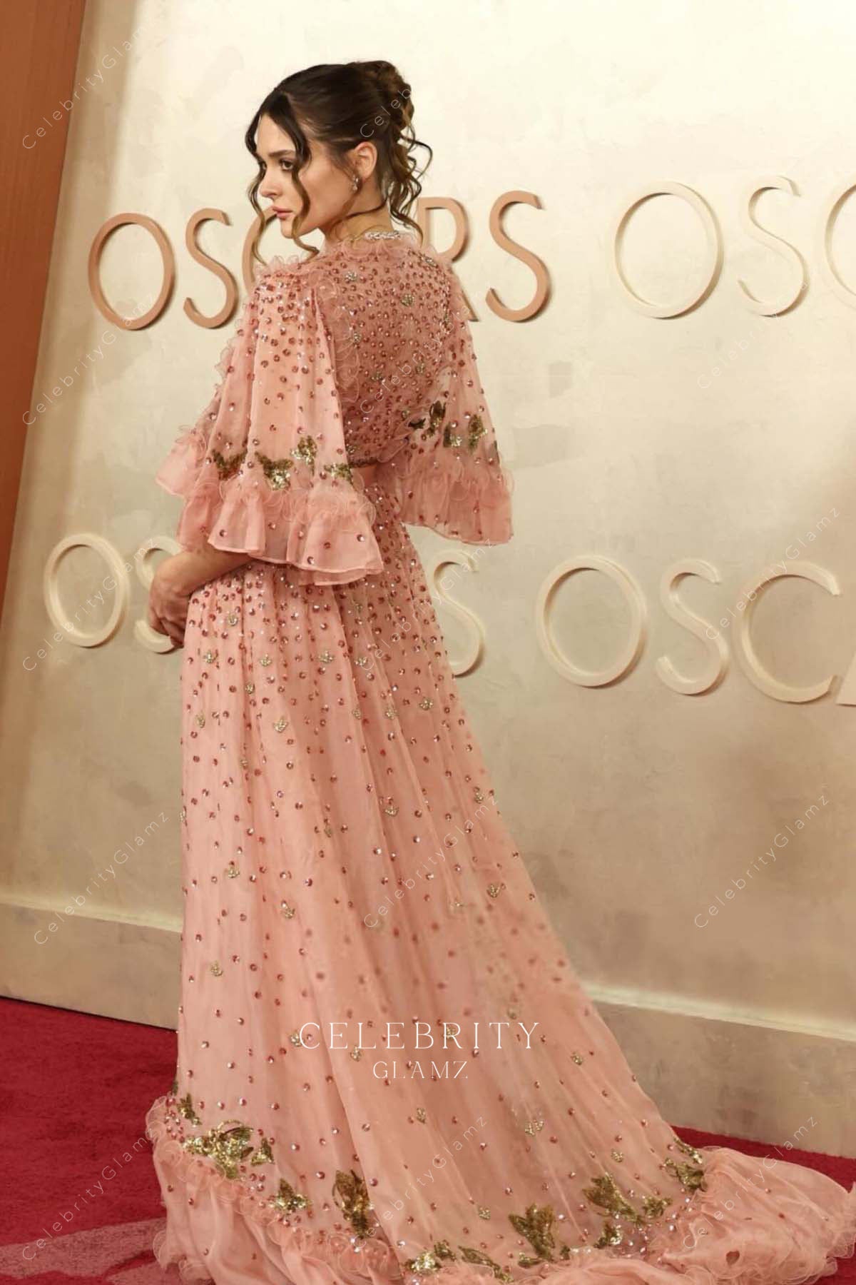 Charlotte Lawrence 2025 a line Oscars tulle red carpet prom dress