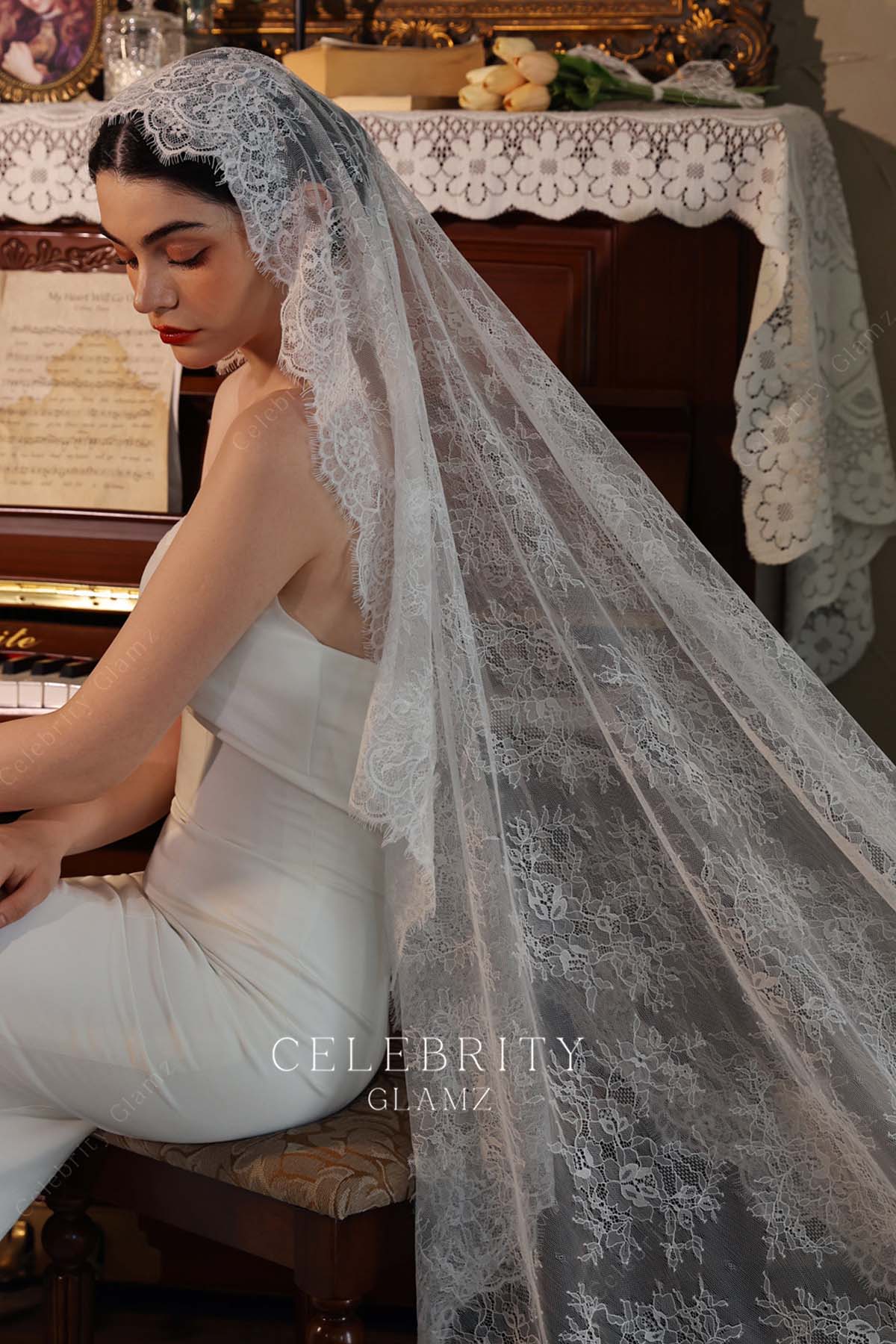 exquisite lace chapel length bridal veil