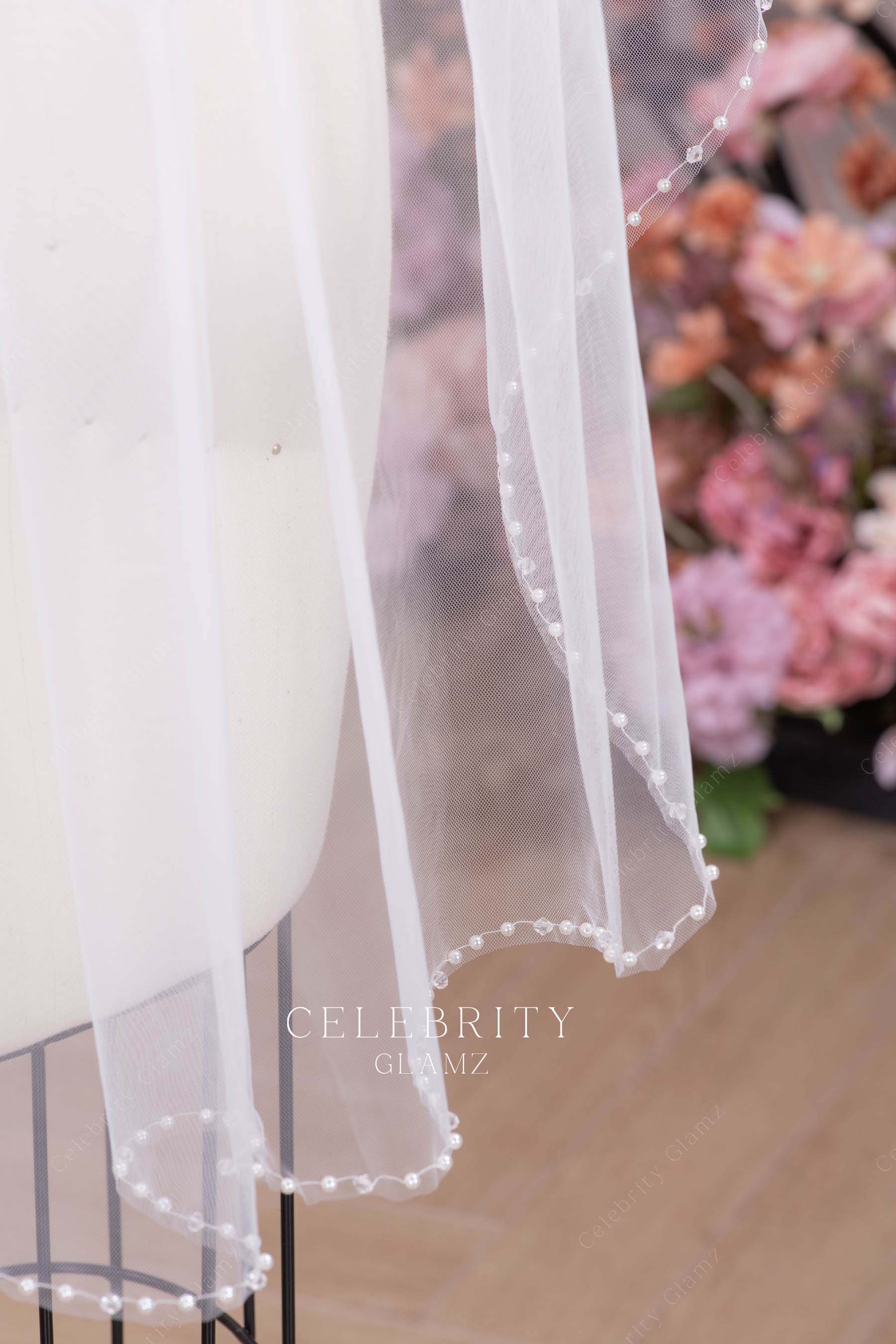 fingertip length bridal veil