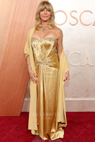 Goldie Hawn 2025 Oscars red carpet with shawl prom dress