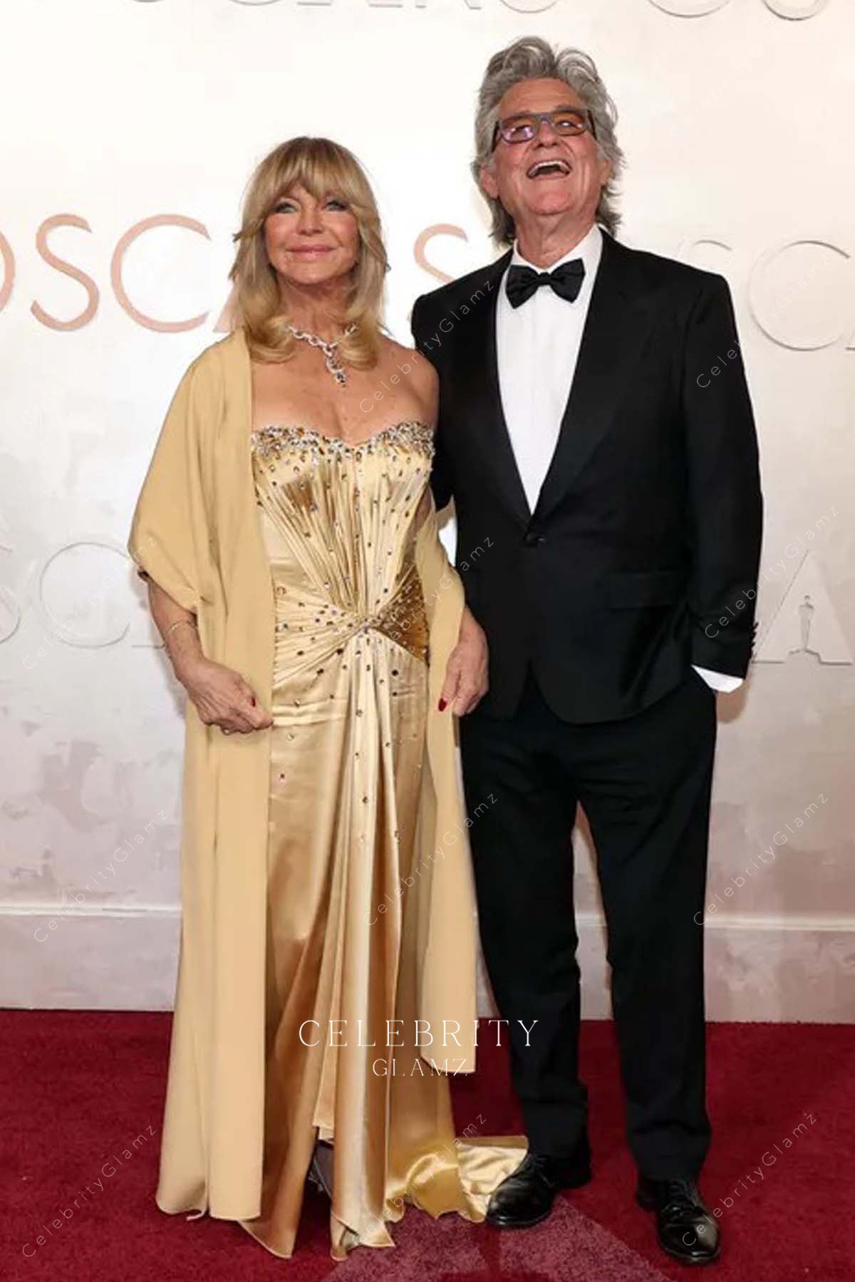 Goldie Hawn strapless 2025 Oscars red carpet prom dress