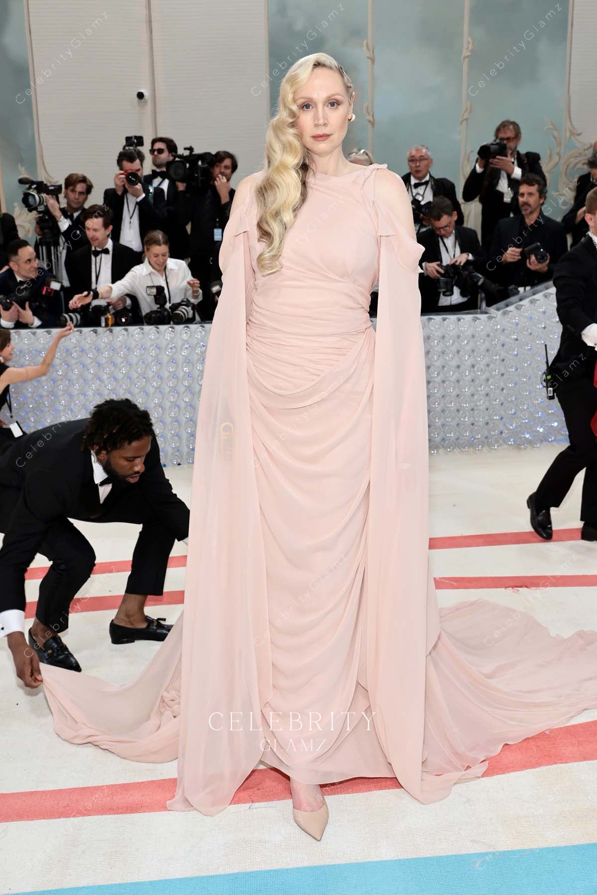 Gwendoline Christie long sleeve 2023 met gala dress