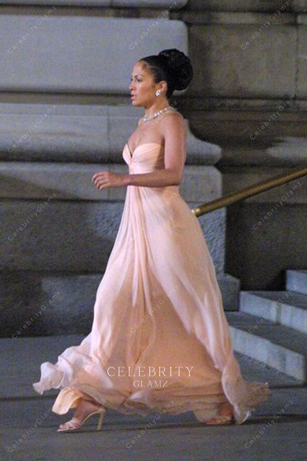 Jennifer Lopez pleated chiffon dress in the movie maid in Manhattan 