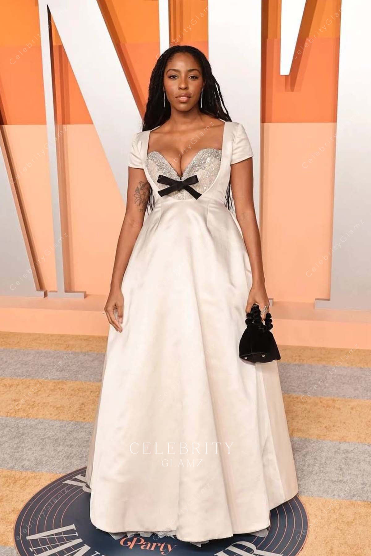 Jessica Williams 2025 short sleeve Vanity fair party dress