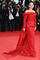 Juliette Binoche long sleeves prom dress Cannes film festival red carpet 2024