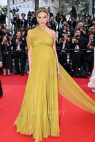 Karlie Kloss a line 2023 Cannes film festival dress 