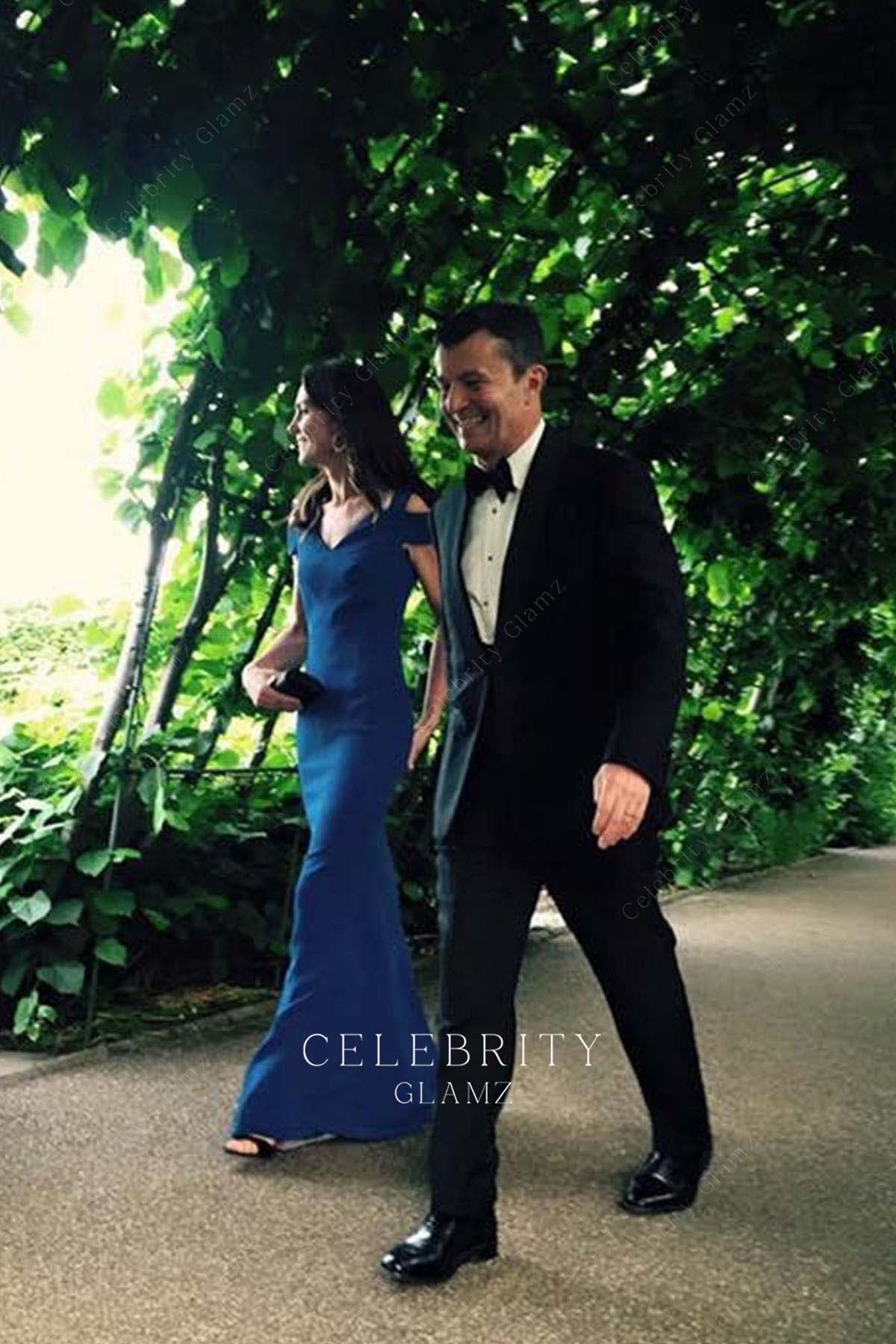Kate chic blue formal dress Kensington palace banquet 2016