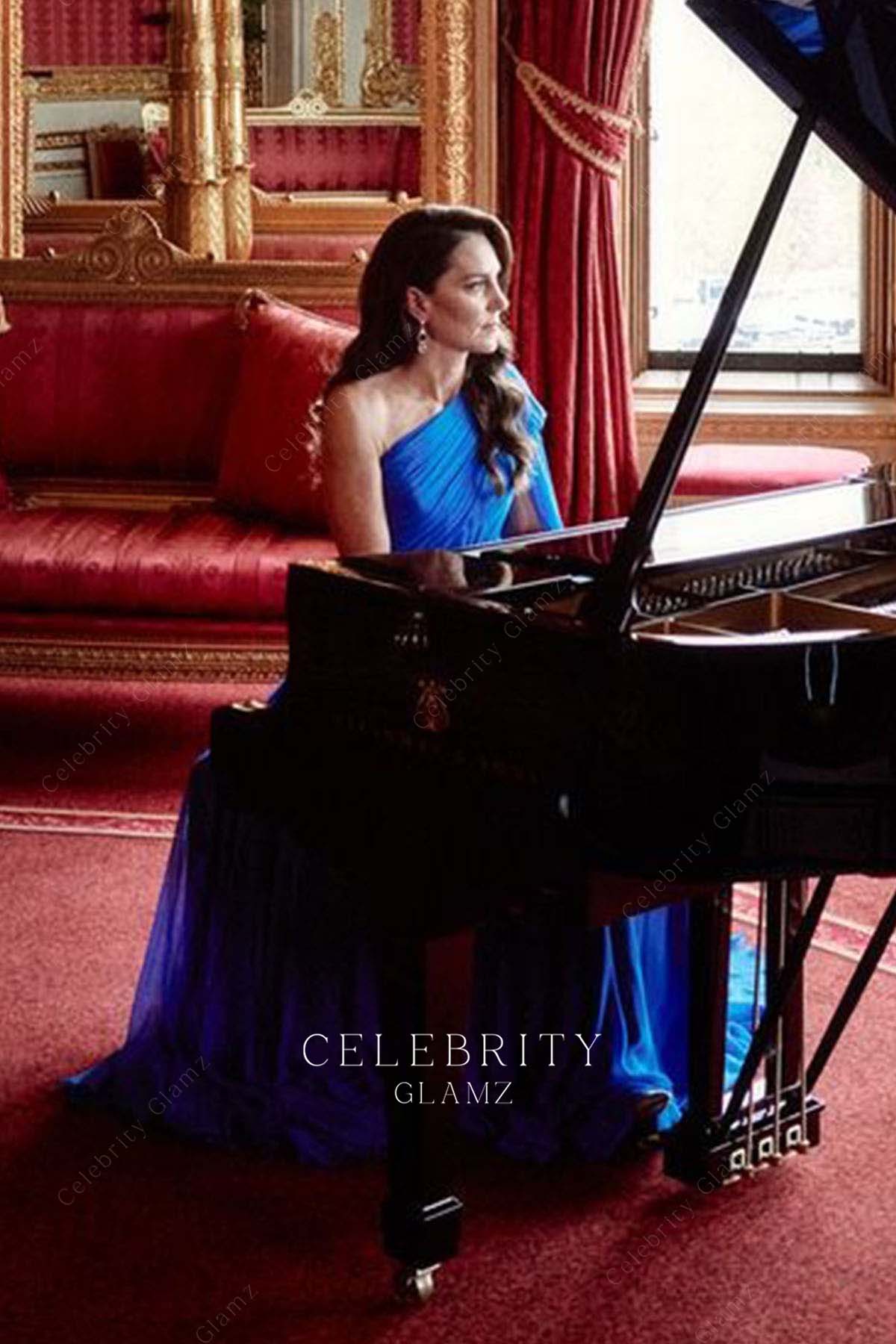 Kate royal blue pleated chiffon dress Windsor castle piano accompany 2023