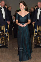 Kate v neck gown national portrait gallery 2014