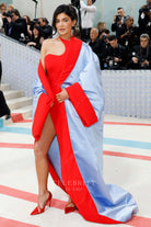 Kylie Jenner blue coat met 2023 gala dress