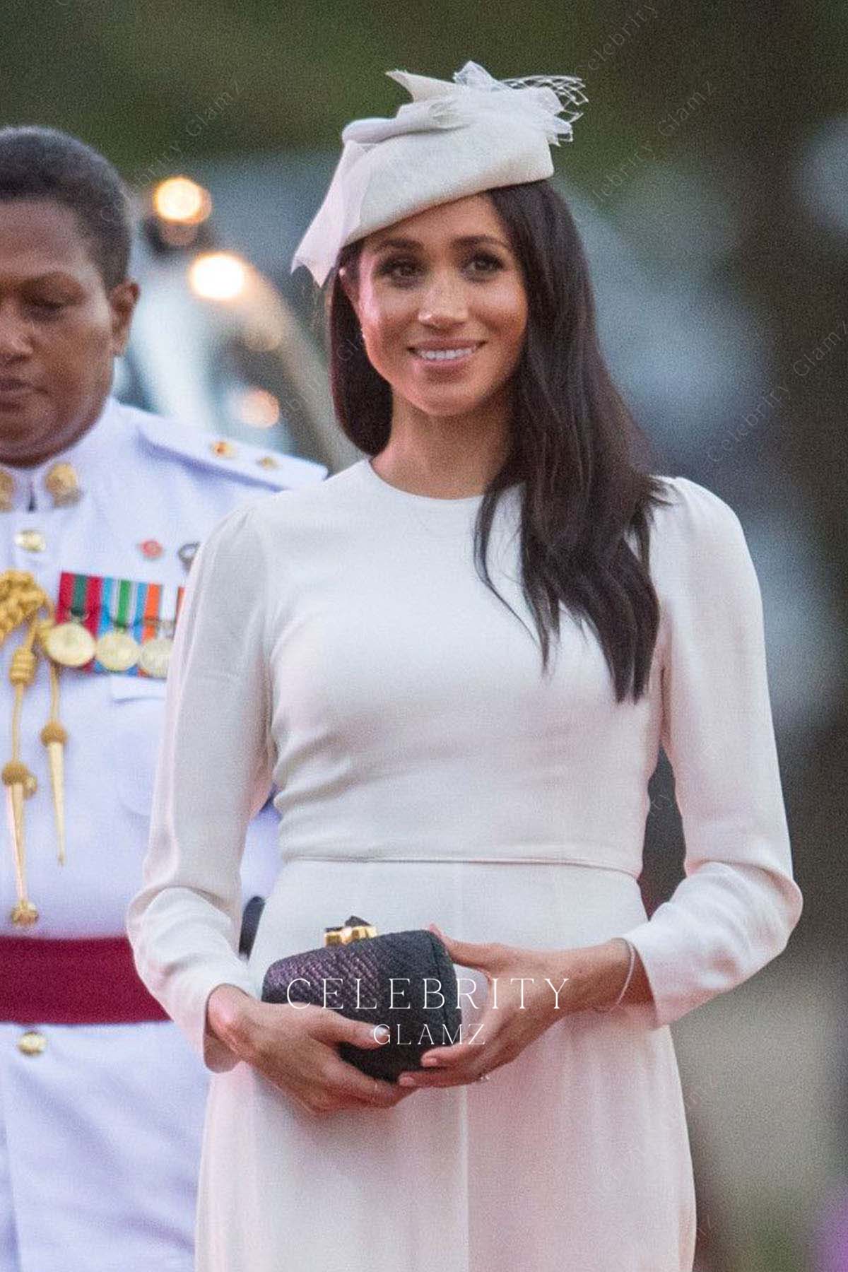 Meghan Markle long sleeves formal dress touched down in fiji 2018