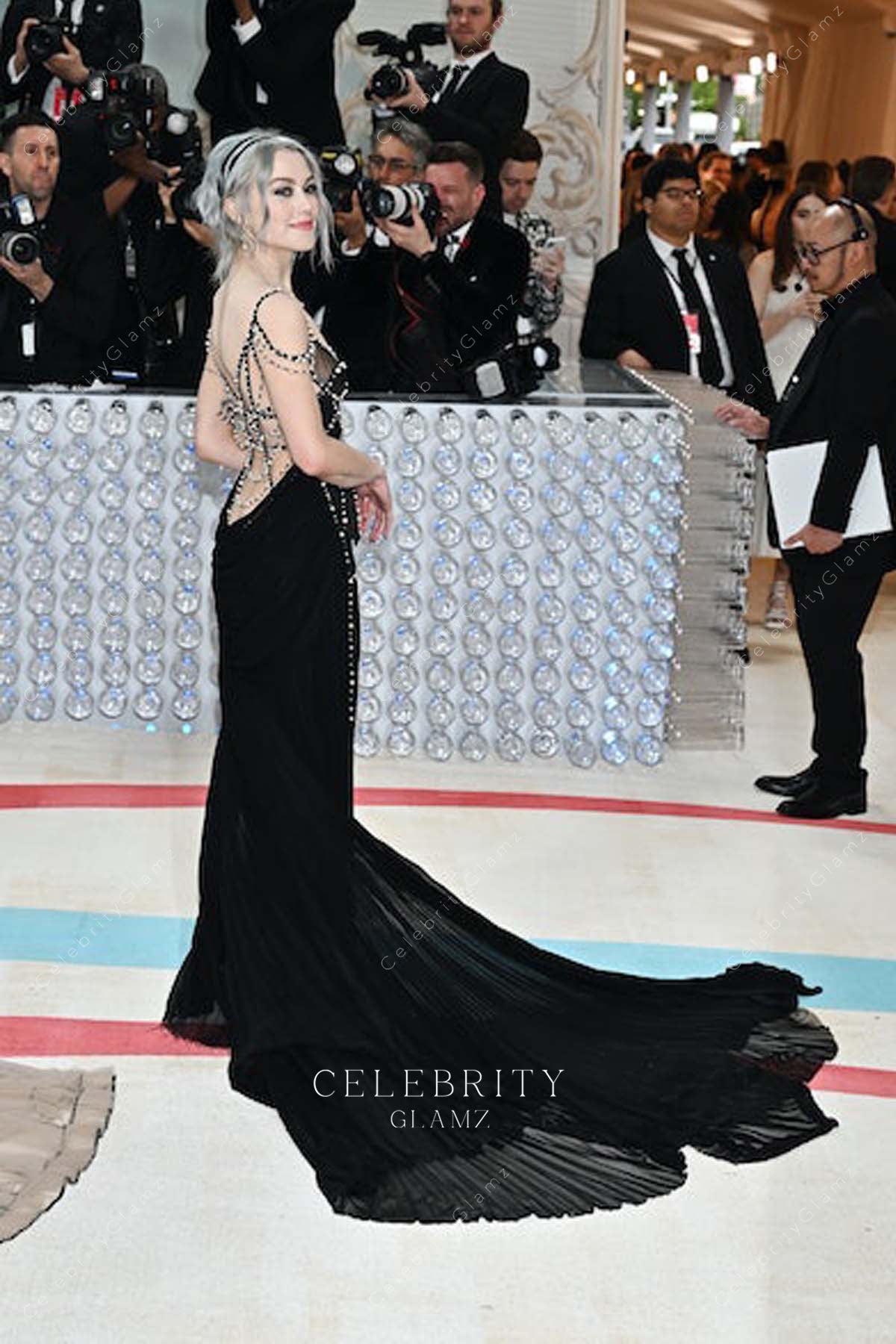 Phoebe Bridgers black mermaid met gala 2023 dress