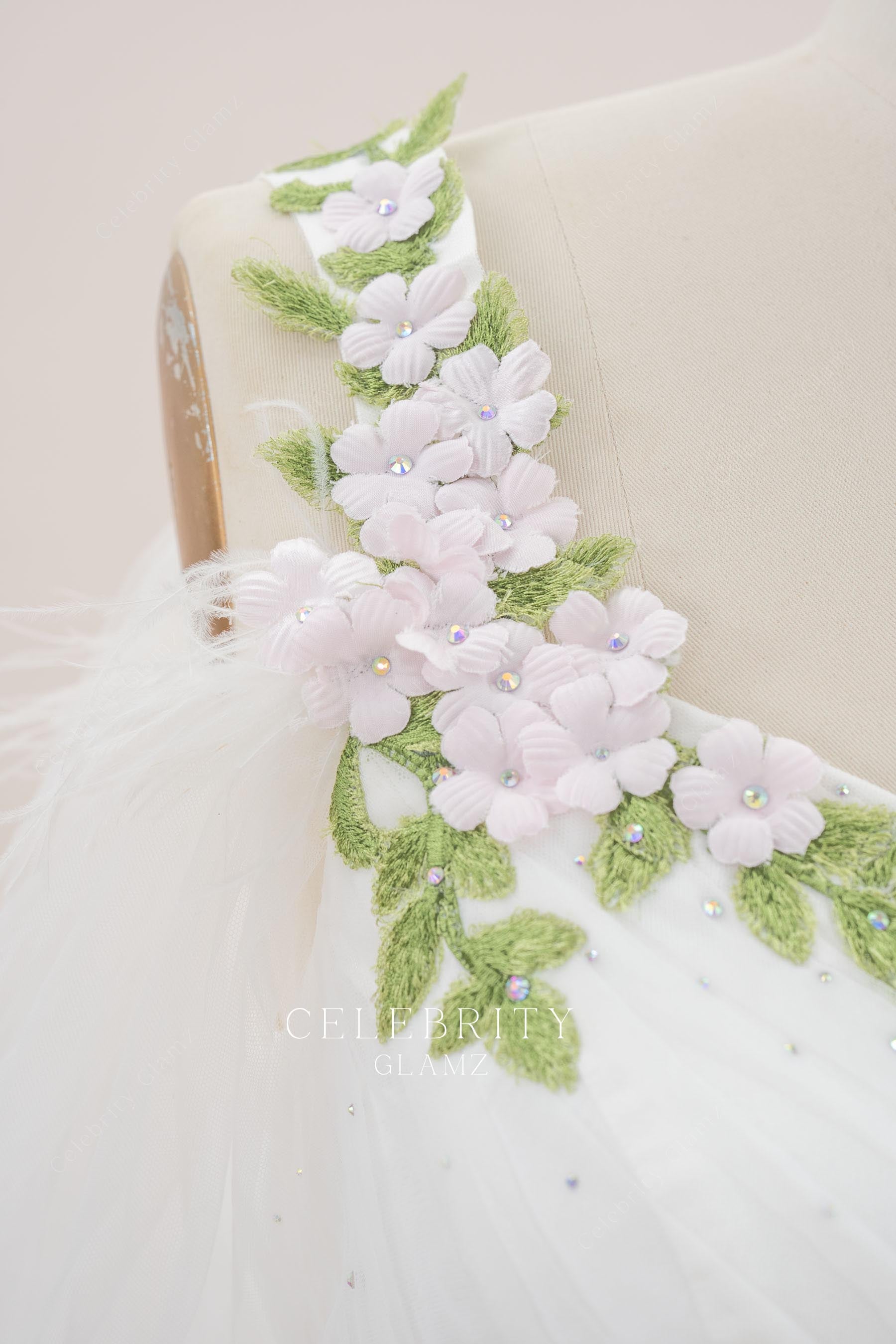 plus size fairtale 3d floral wedding dress